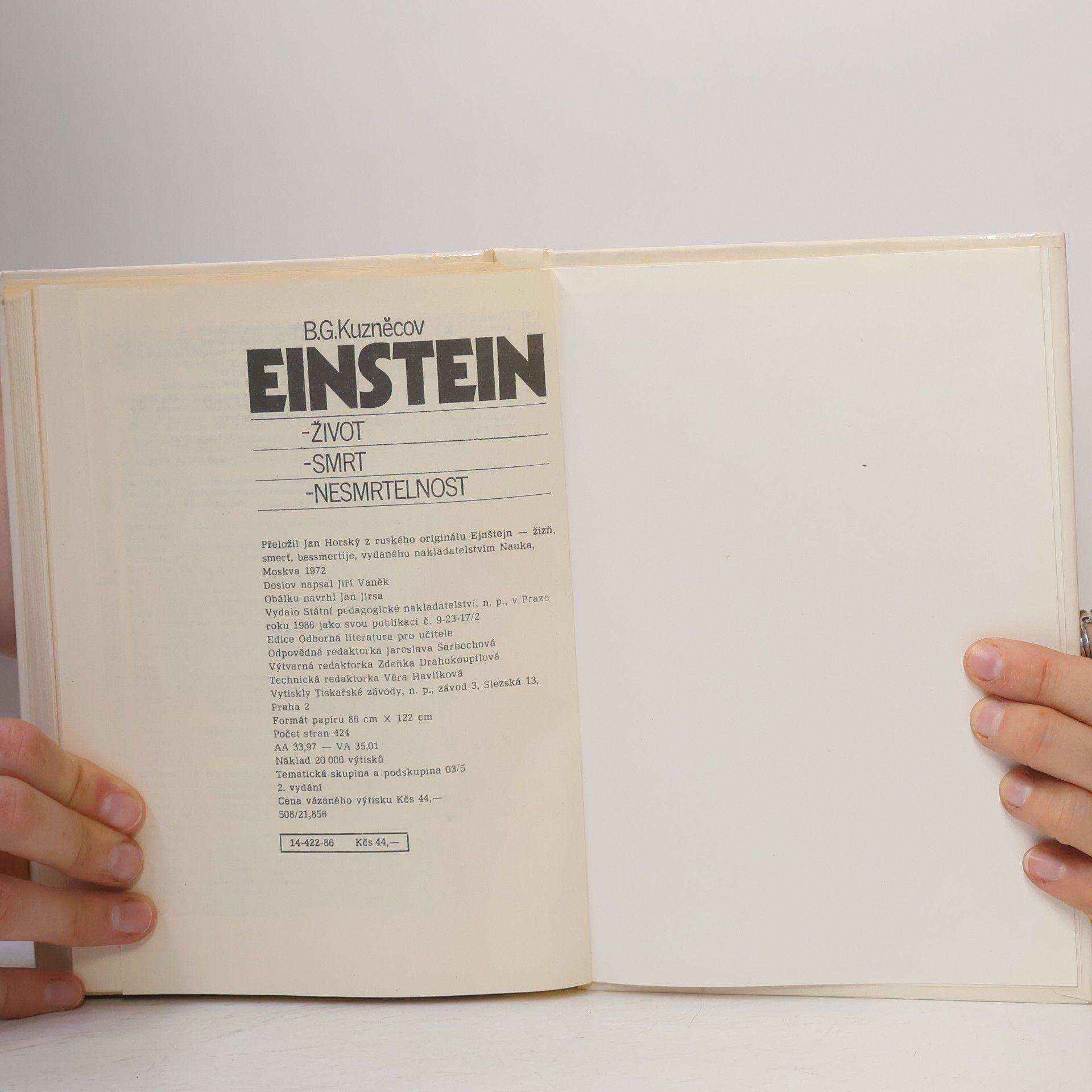 Boris Grigorjevič Kuzněcov Einstein. Život, smrt, nesmrtelnost