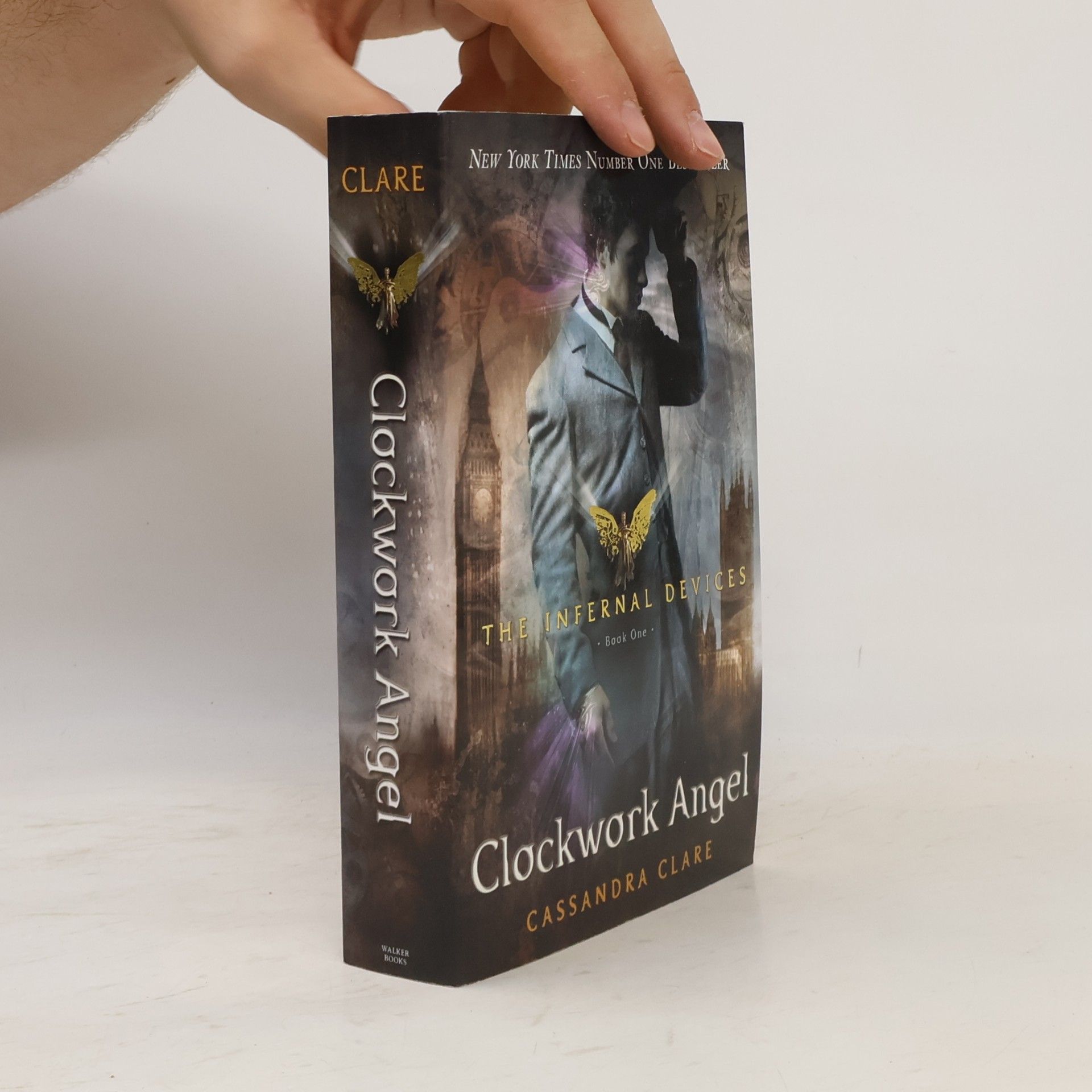 Cassandra Clare The infernal devices, book one. Clockwork angel