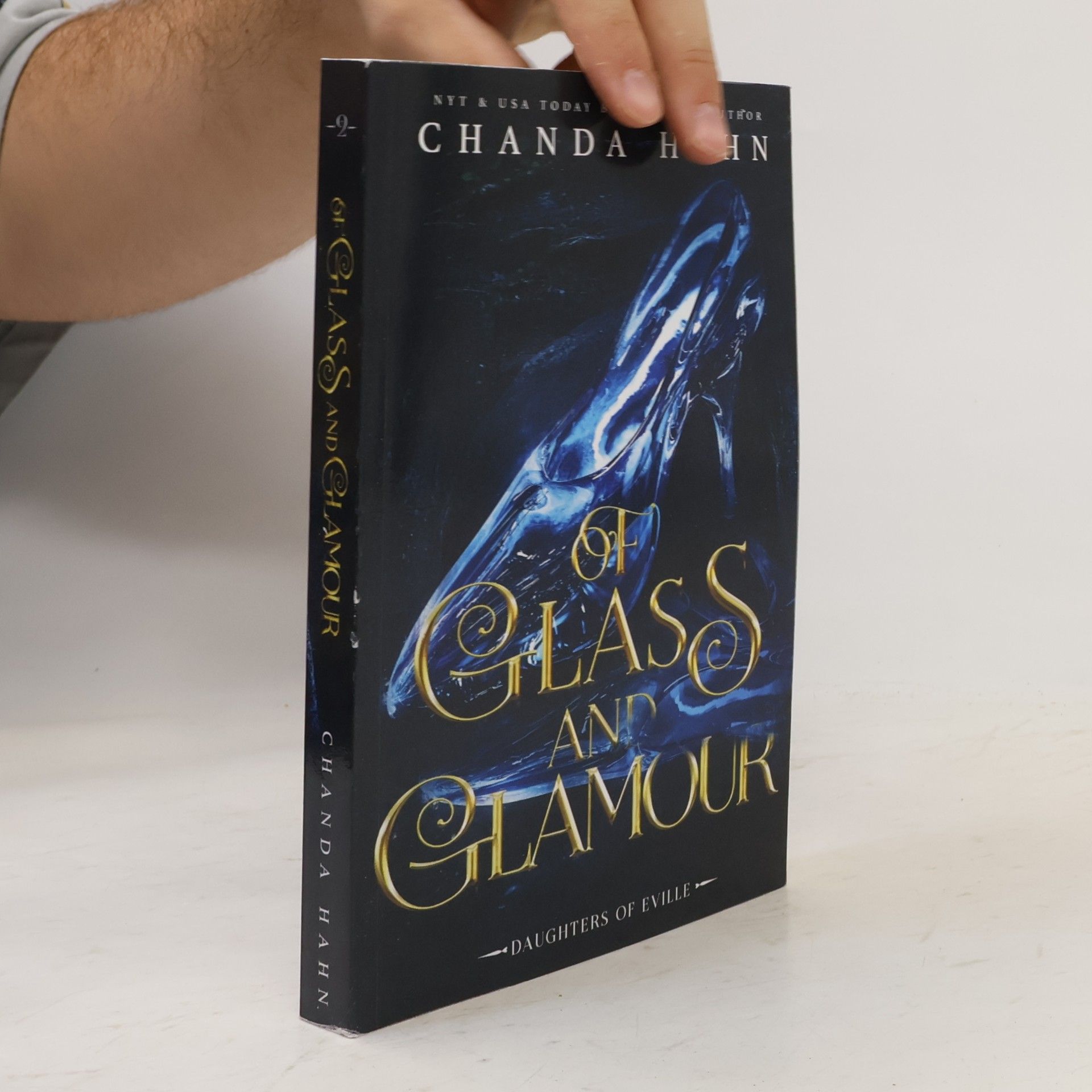 Chanda Hahn Daughters of Eville - 2: Of Glass and Glamour