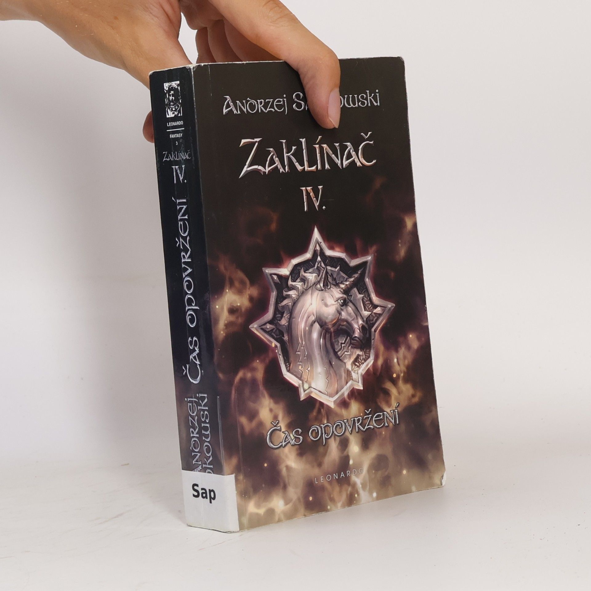 Andrzej Sapkowski Zaklínač IV. Čas opovržení