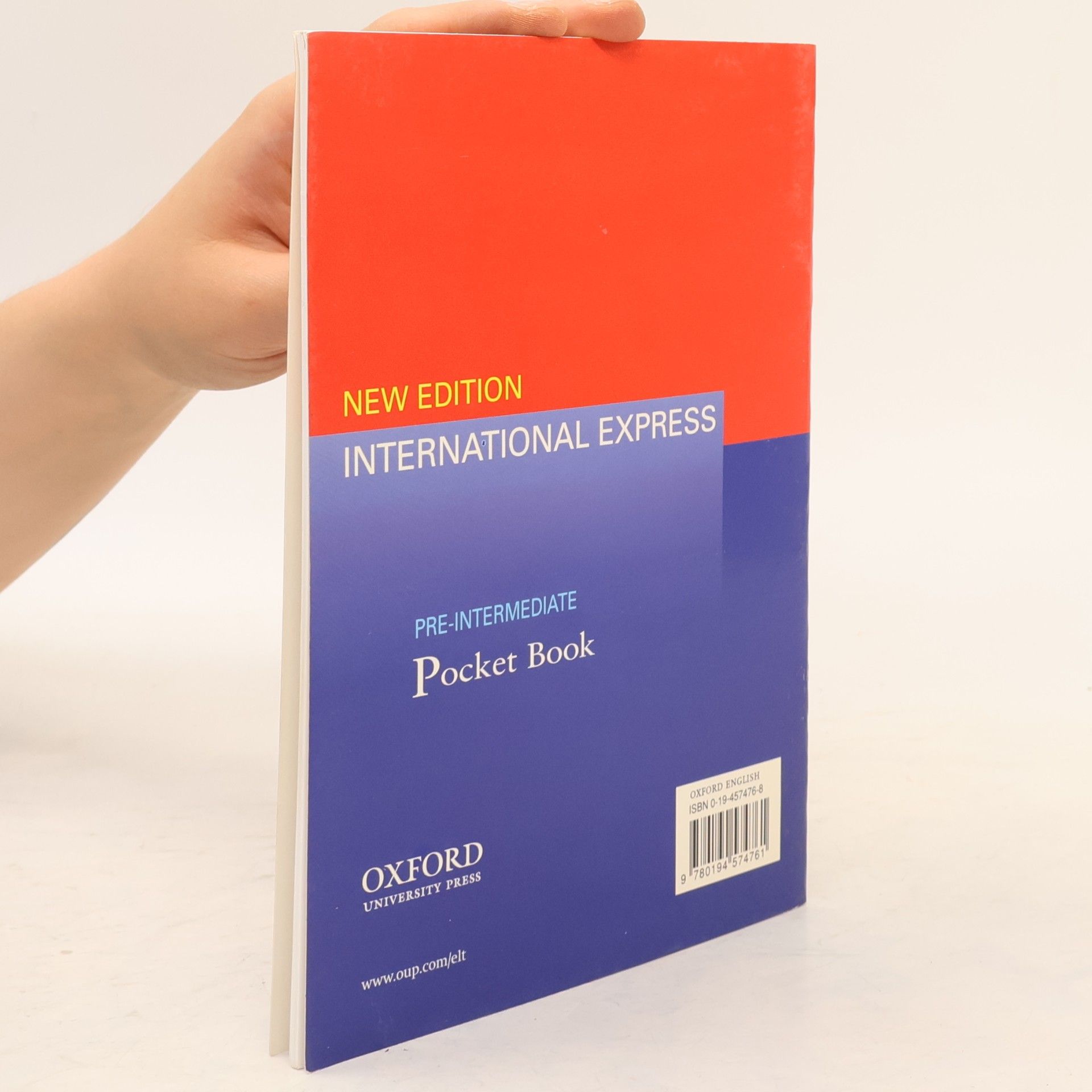 Liz Taylor International express. Pre-intermediate, Pocket book