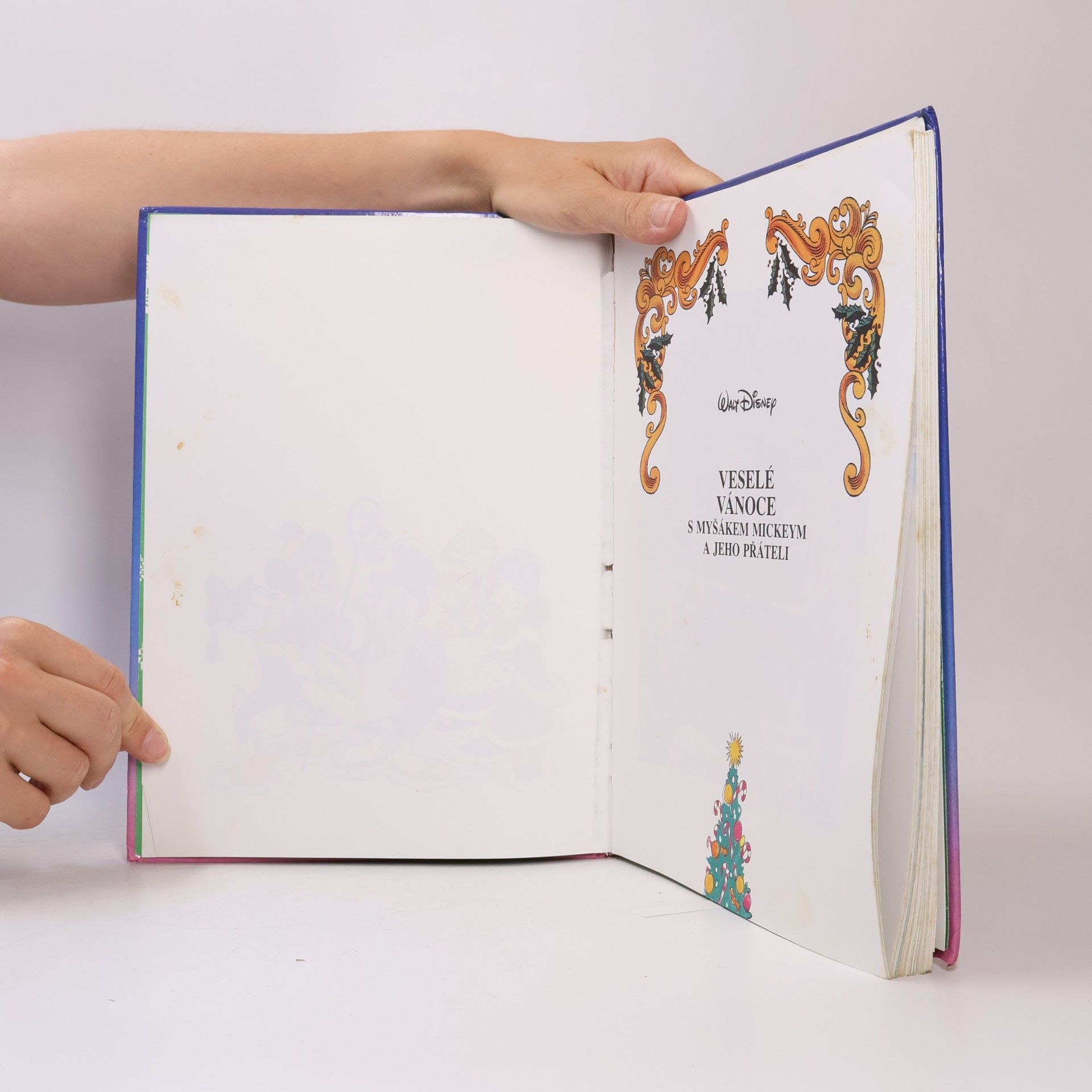 Walt Disney Veselé vánoce s myšákem Mickeym a jeho přáteli