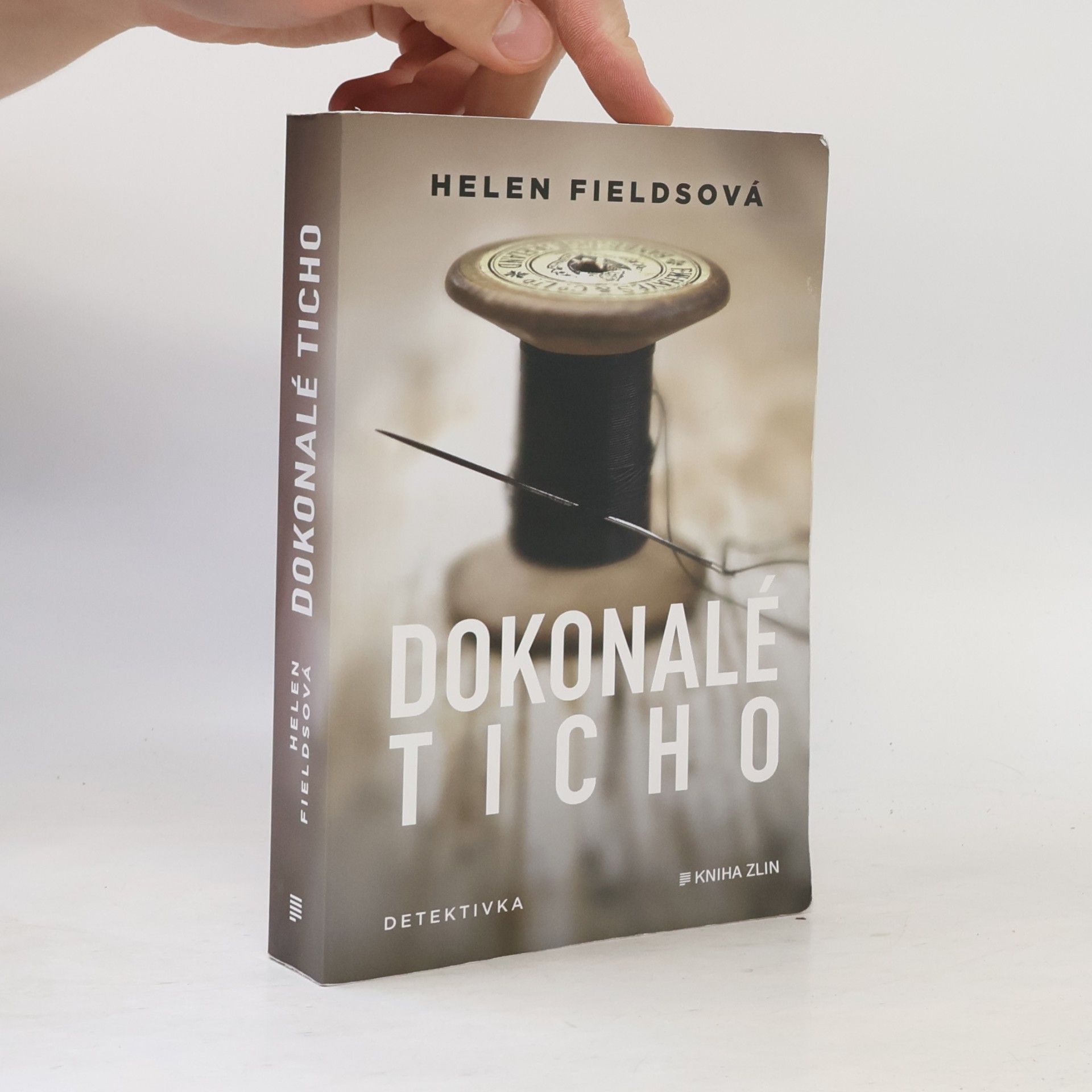 Helen Fields Dokonalé ticho