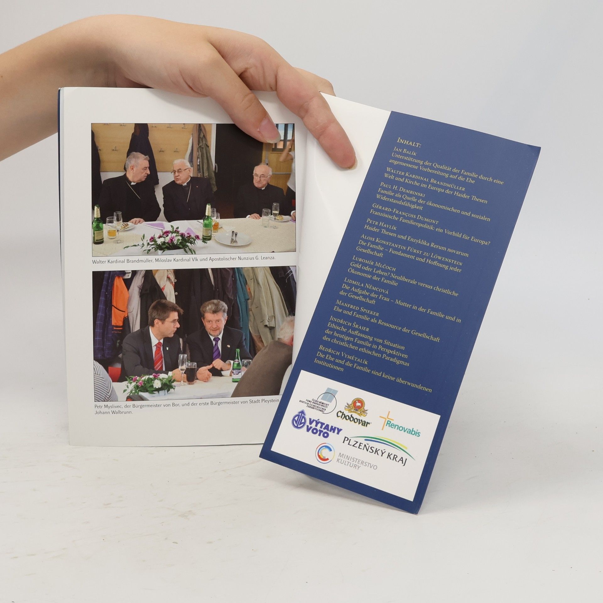 Autorenkollektiv Die Familie und ihre finanzielle und moralische Unterstützung