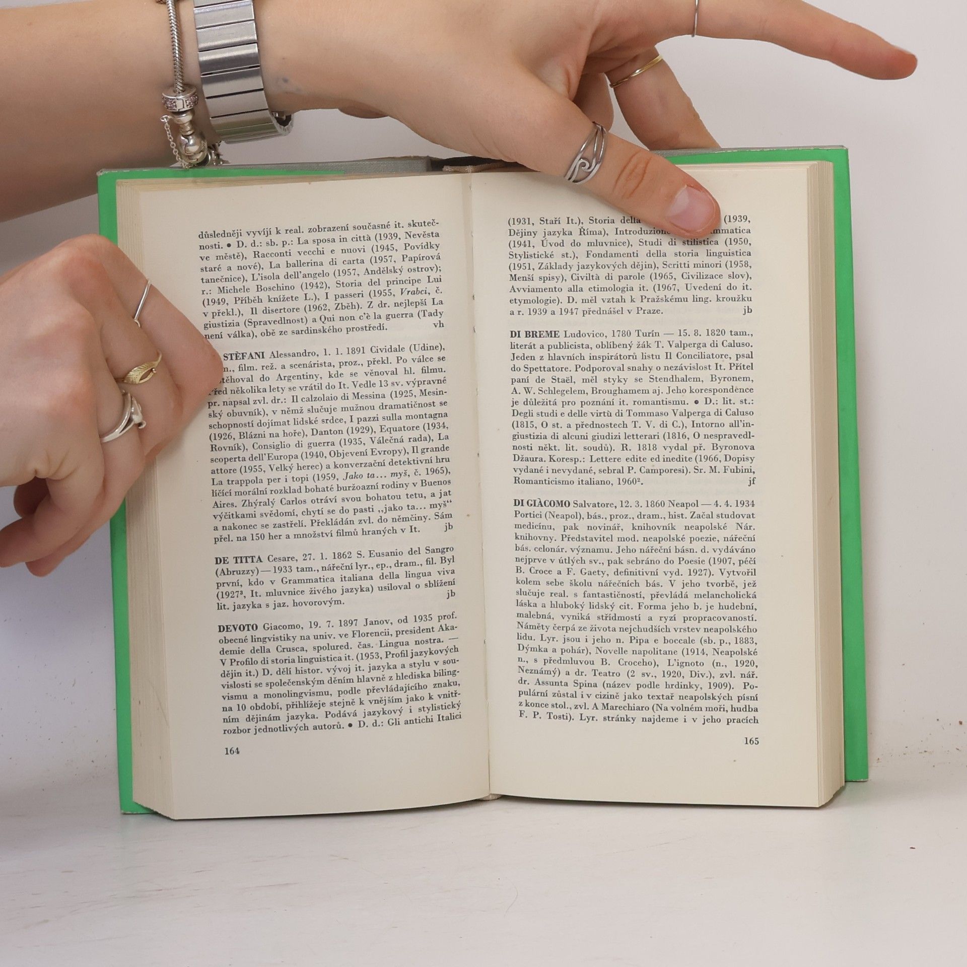 Autores varios Slovník spisovatelů. Itálie, Vatikánské Město, San Marino, Švýcarsko (Ticino, Grigioni)