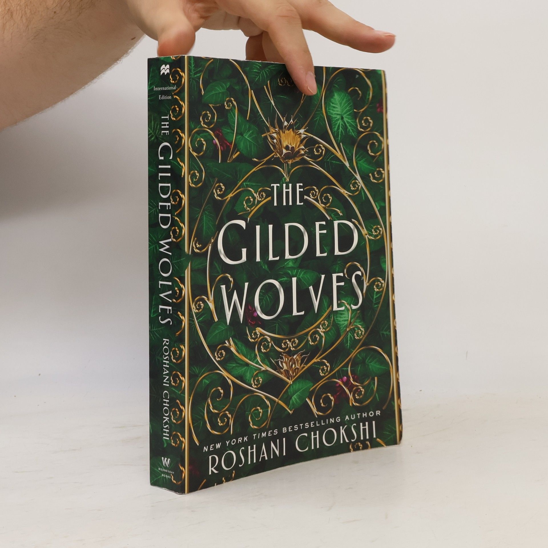Roshani Chokshi The Gilded wolves