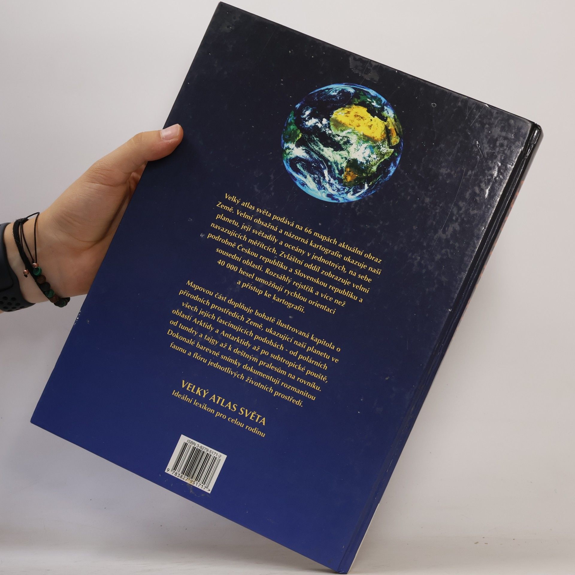 Helena Kholová Velký atlas světa
