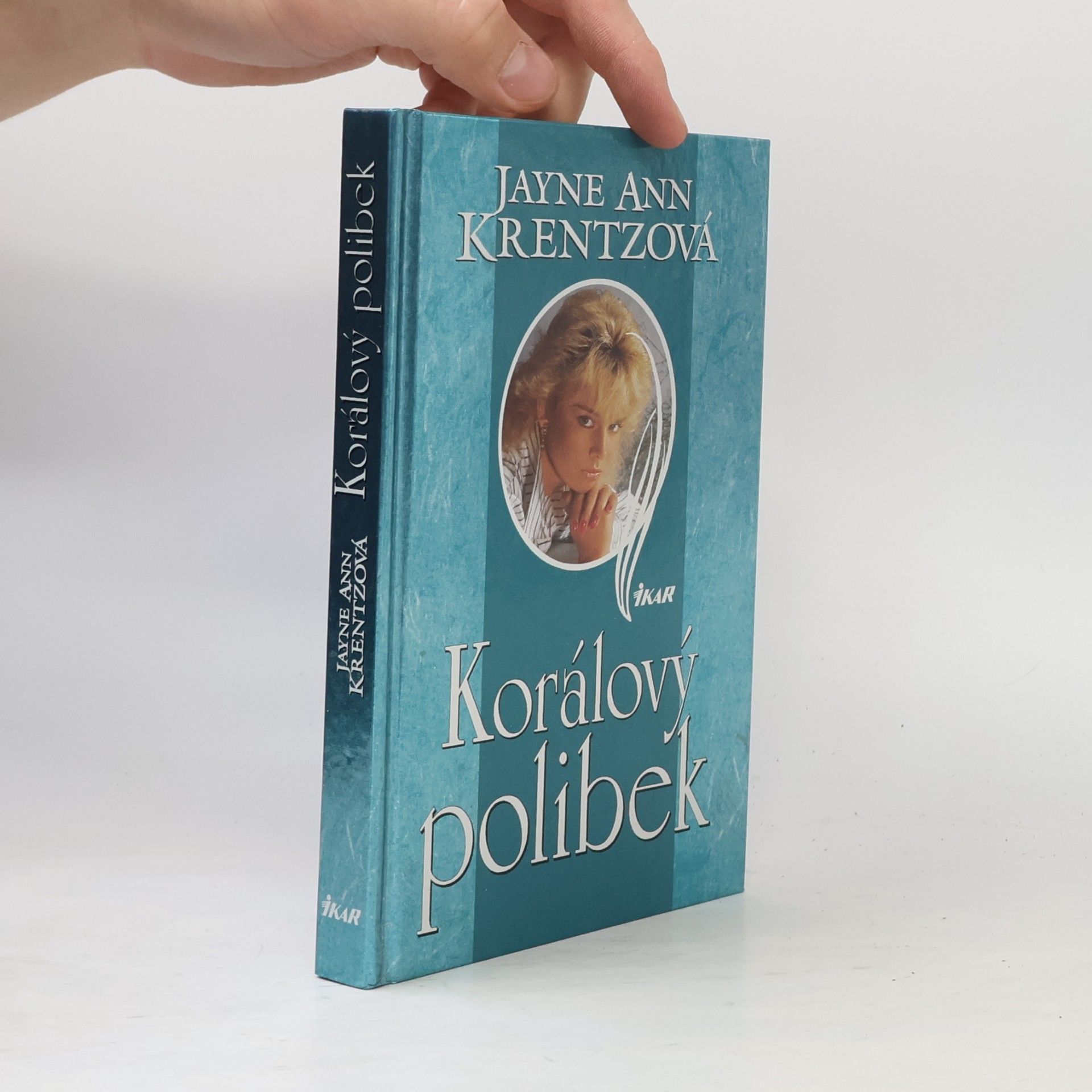 Jayne Ann Krentz Korálový polibek