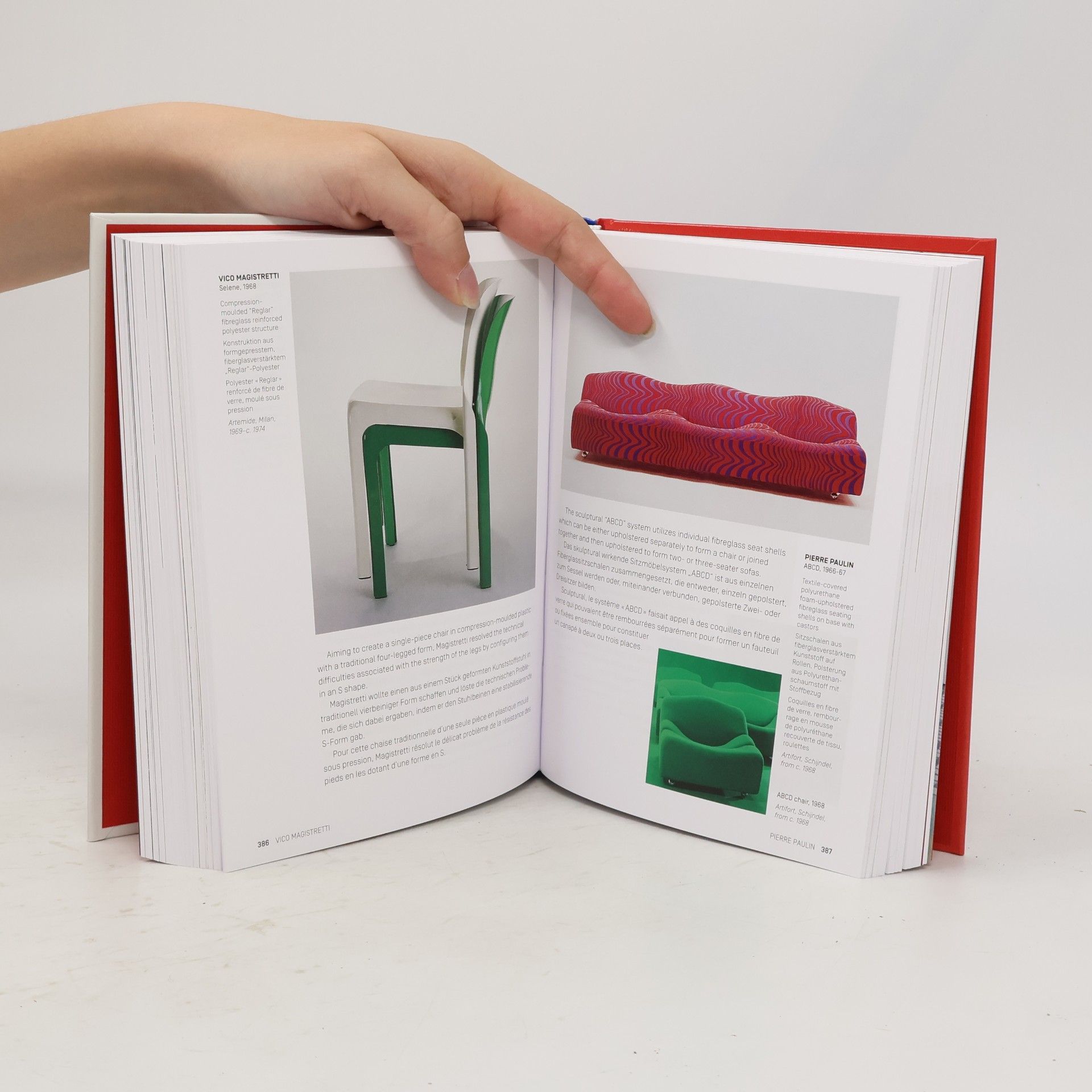 Charlotte Fiell 1000 Chairs