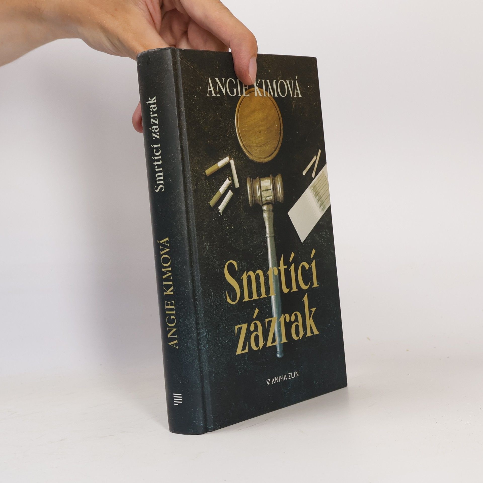 Angie Kim Smrtící zázrak