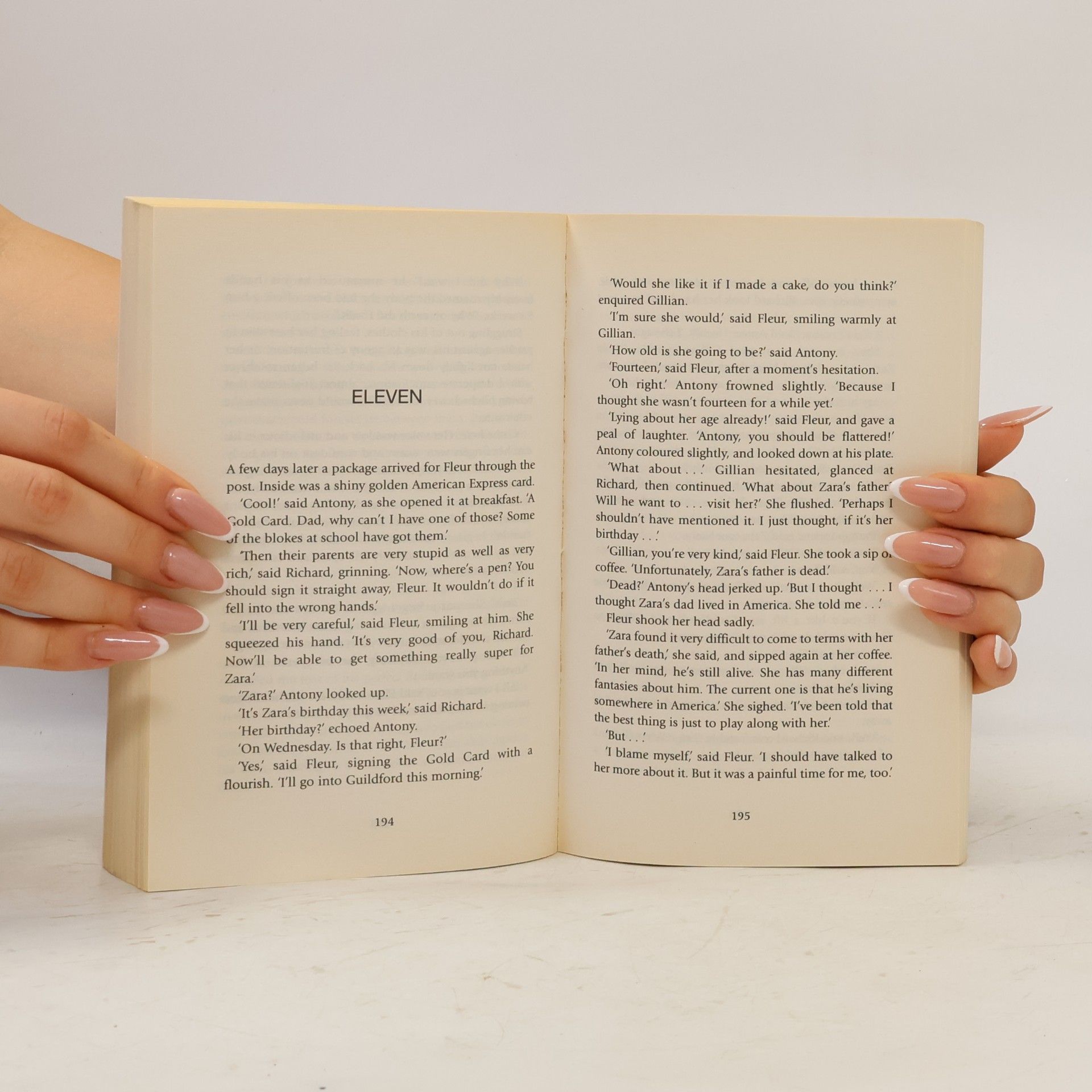 Sophie Kinsella The gatecrasher