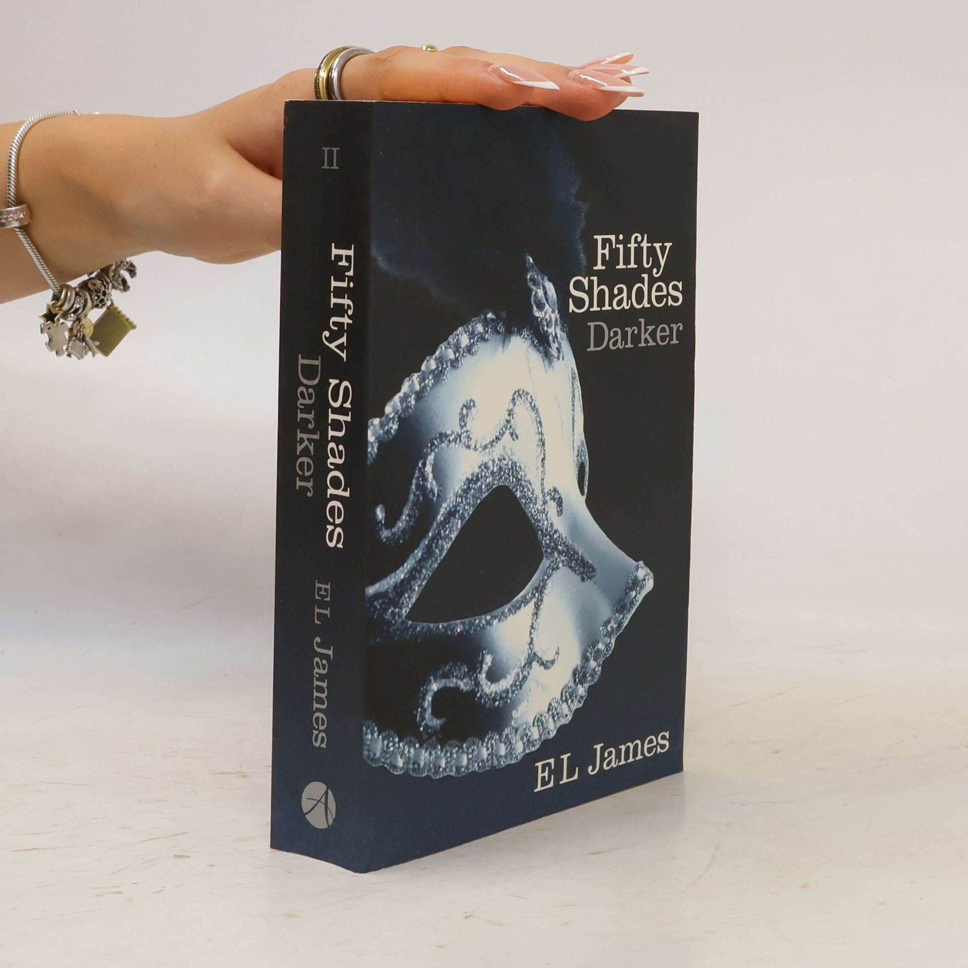 E. L. James Fifty Shades Darker