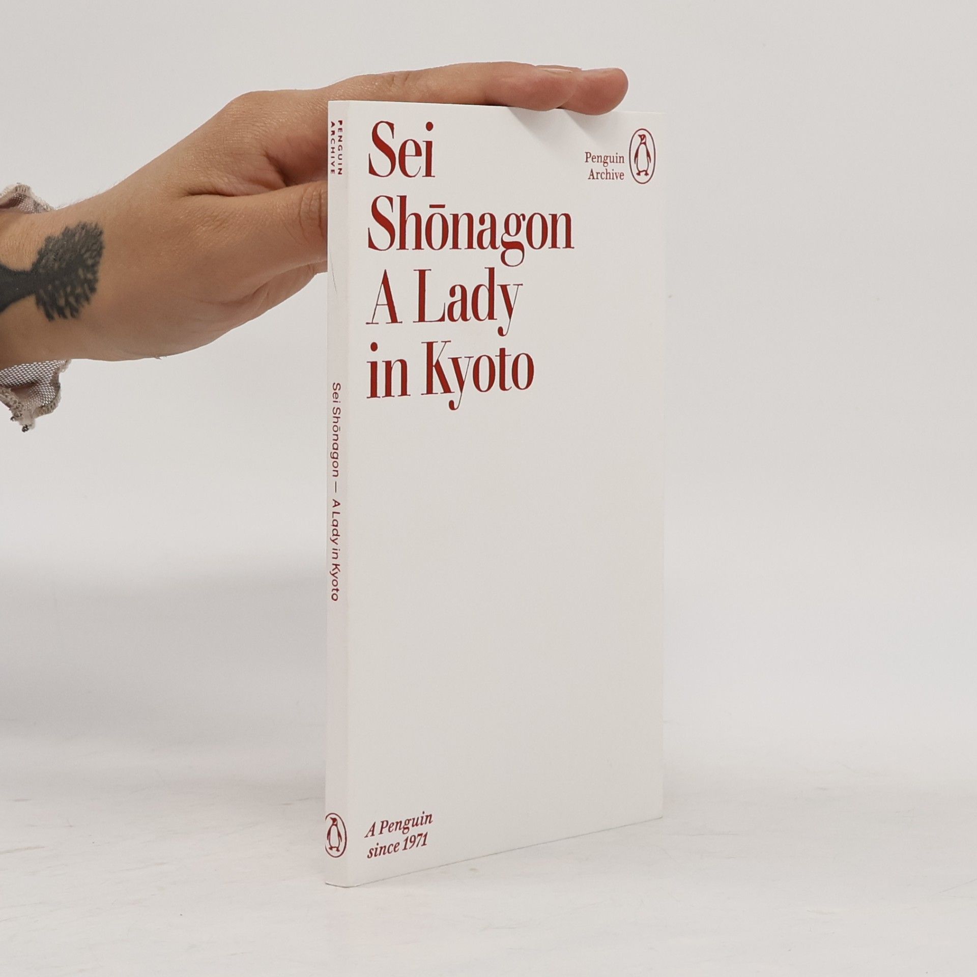 Sei Shōnagon Penguin Archive: A Lady in Kyoto