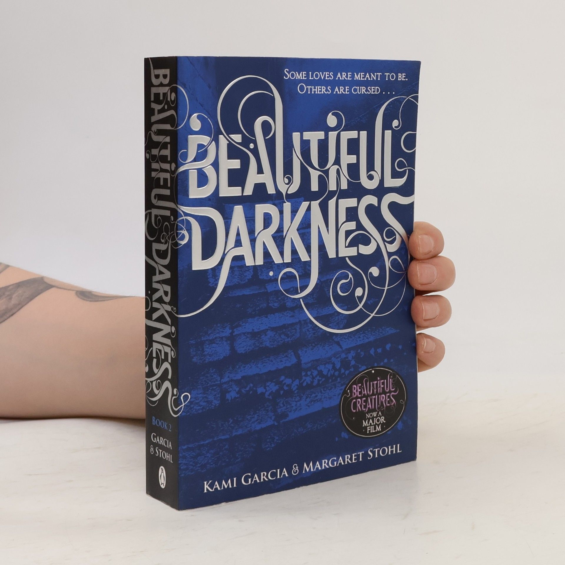 Kami Garcia Beautiful darkness