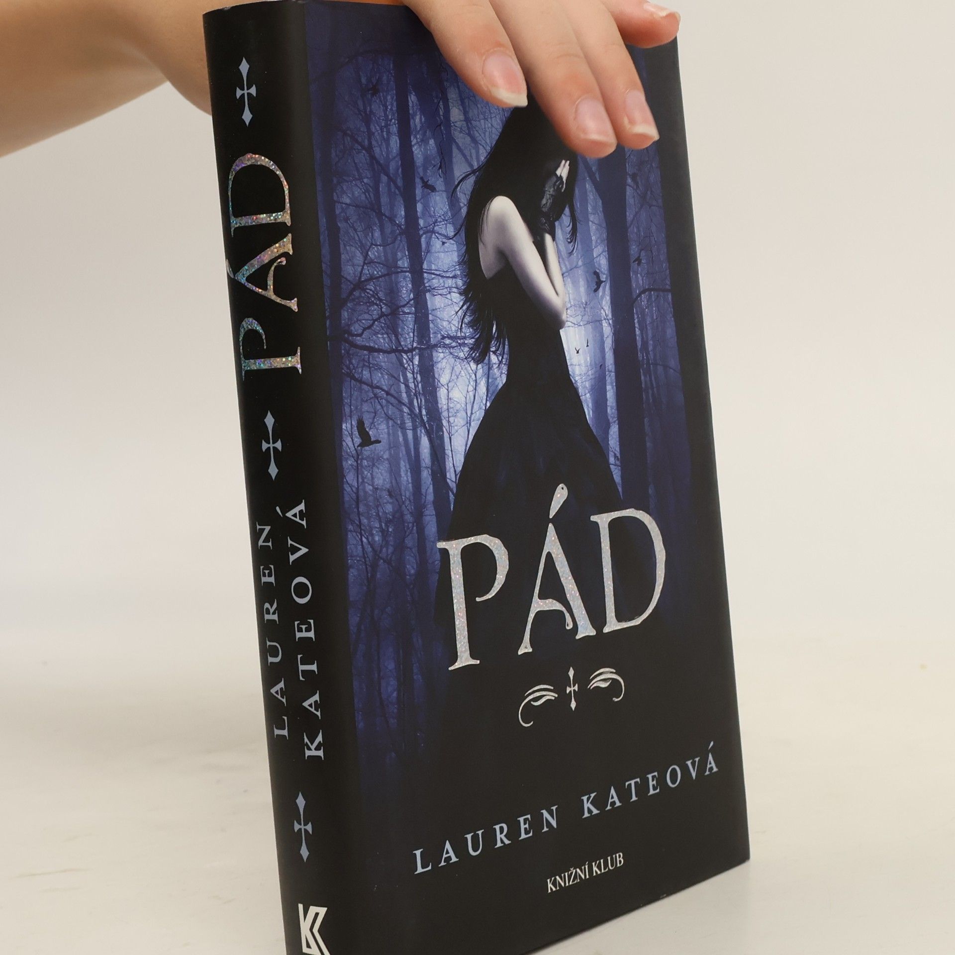 Lauren Kate Pád