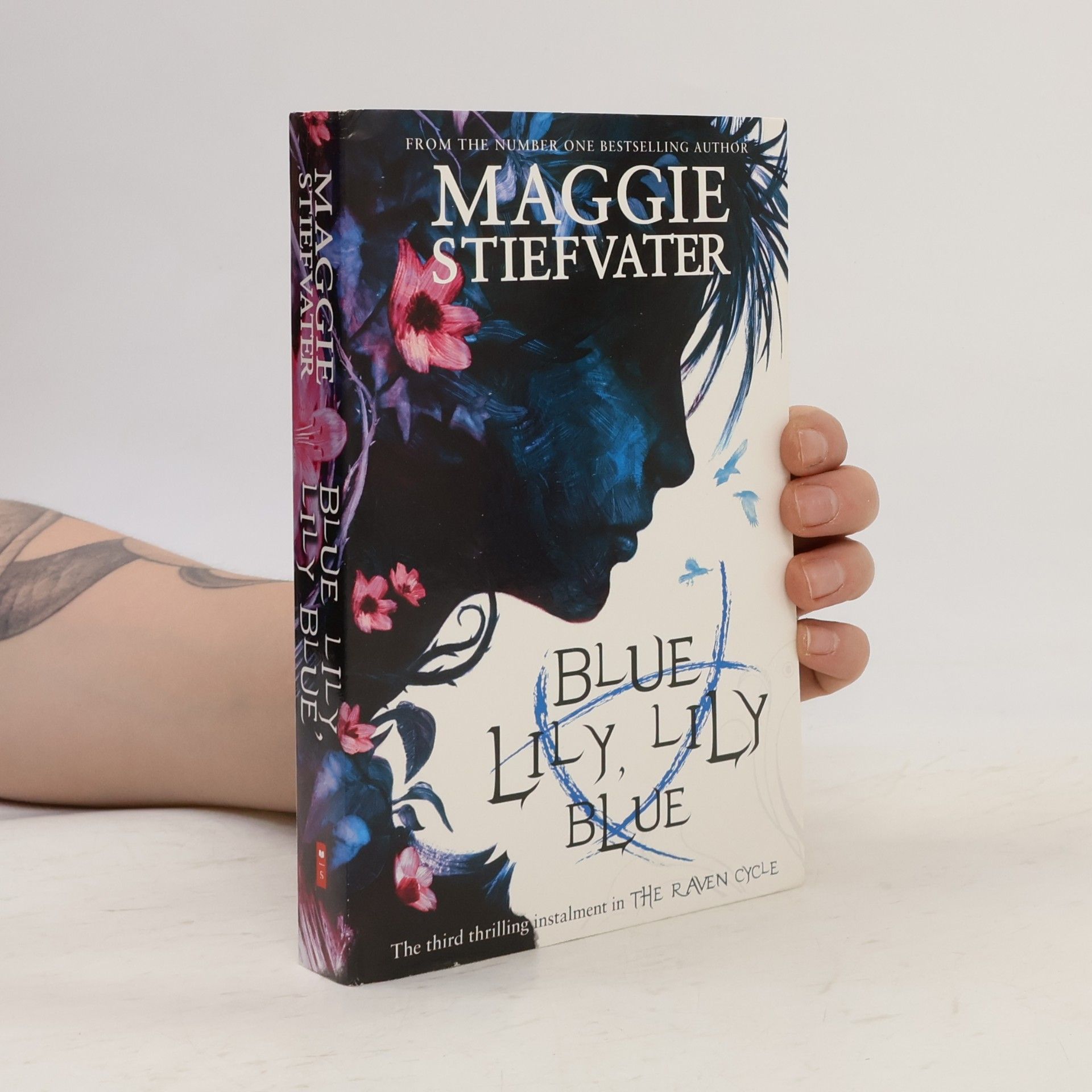 Maggie Stiefvater Blue Lily, Lily Blue