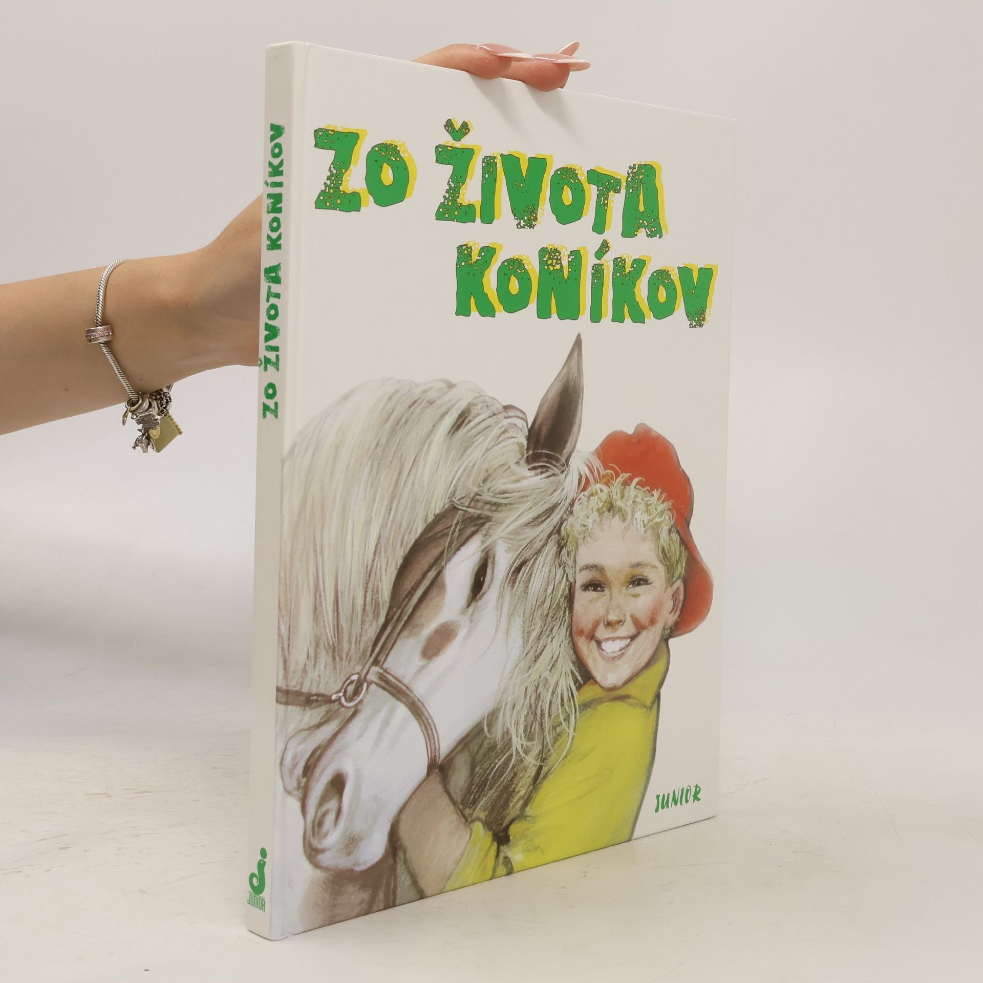 Kolektív autorov Zo života koníkov