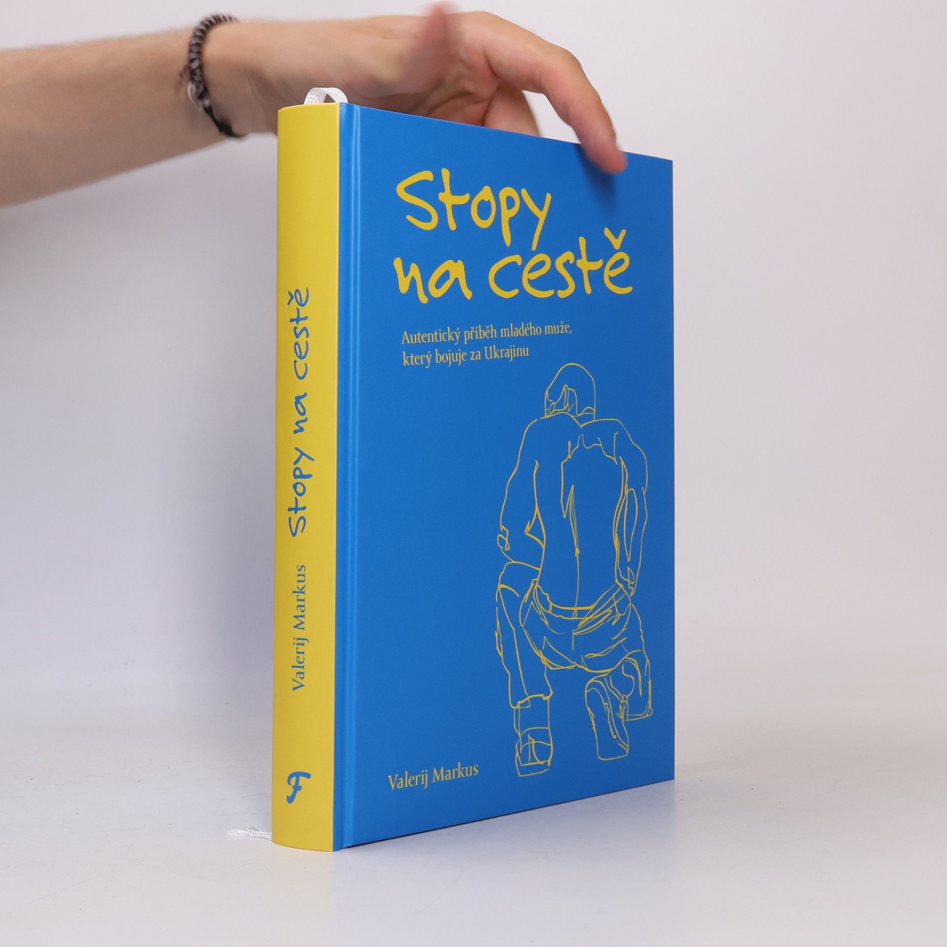 Stopy na cestě : autentický příběh mladého muže, který bojuje za Ukrajinu