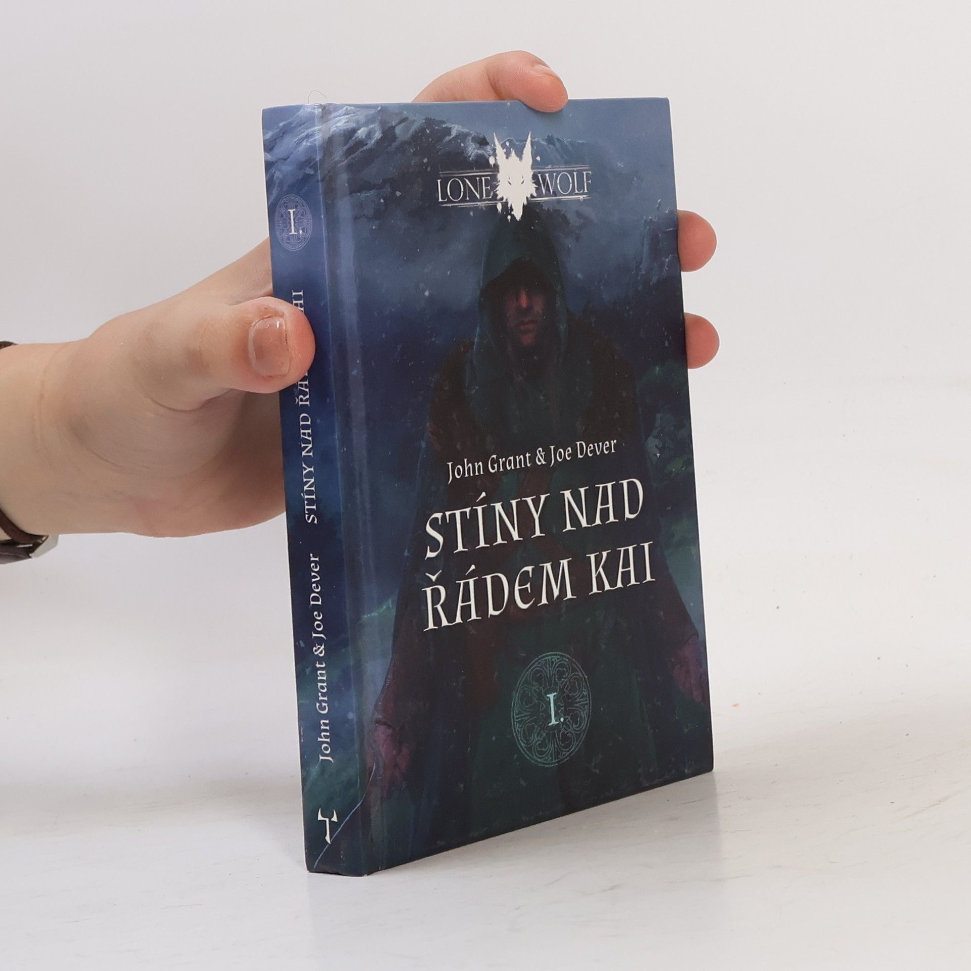 John Grant Stíny nad řádem Kai