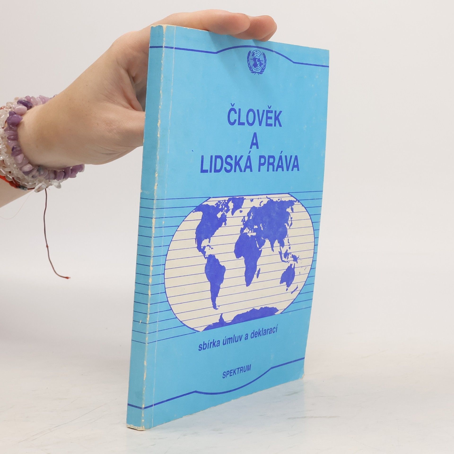 Autorenkollektiv Člověk a lidská práva
