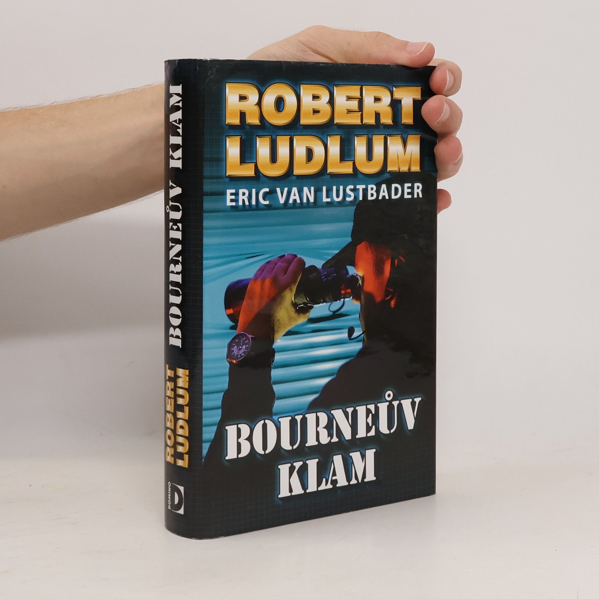 Robert Ludlum Bourneův klam