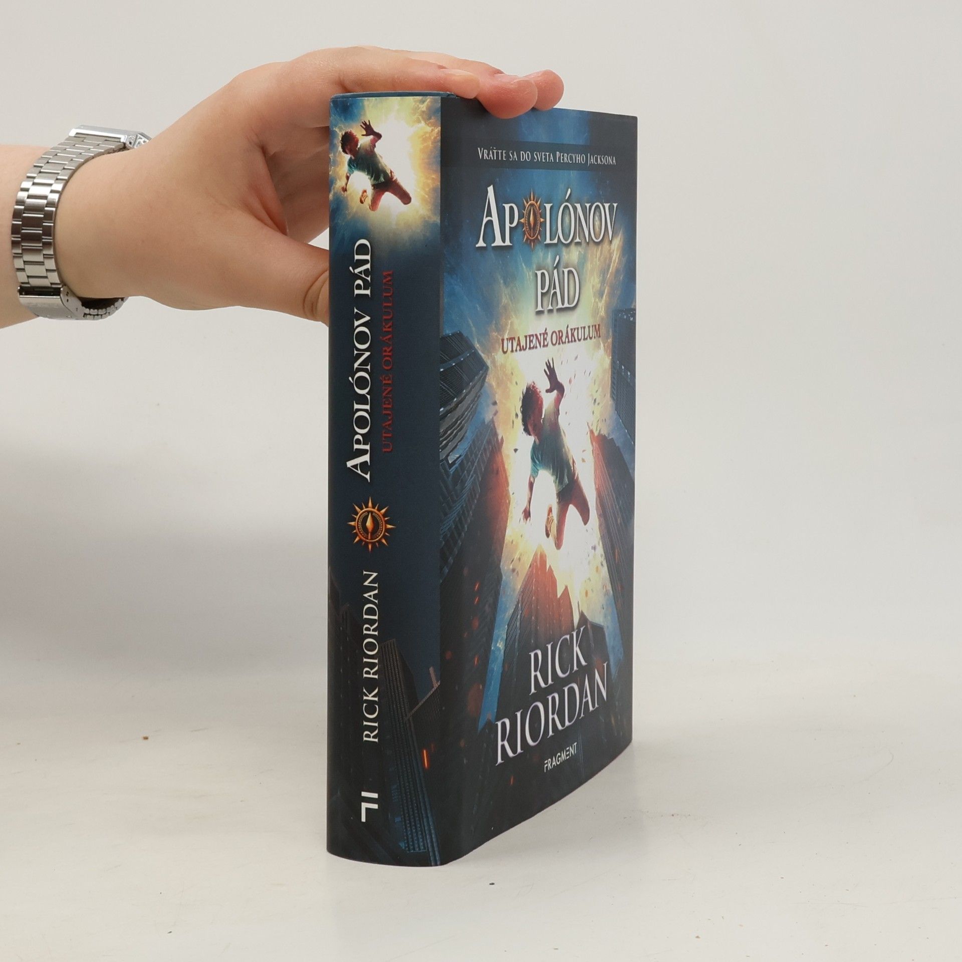 Rick Riordan Apollónův pád - Utajené orákulum