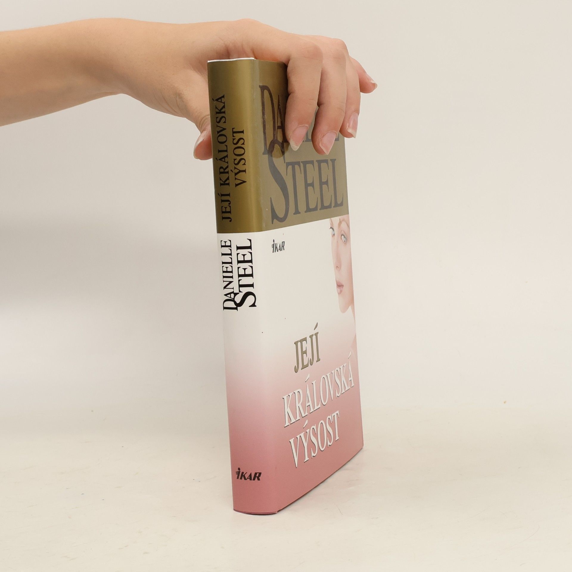 Danielle Steel Její královská výsost
