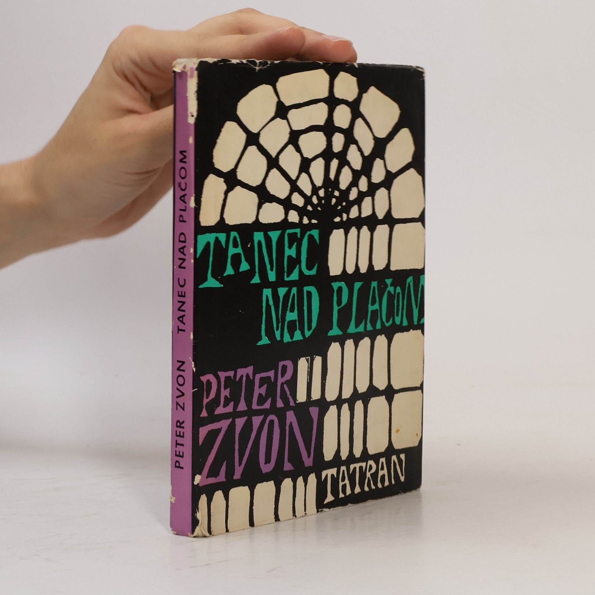 Peter Zvon Tanec nad plačom