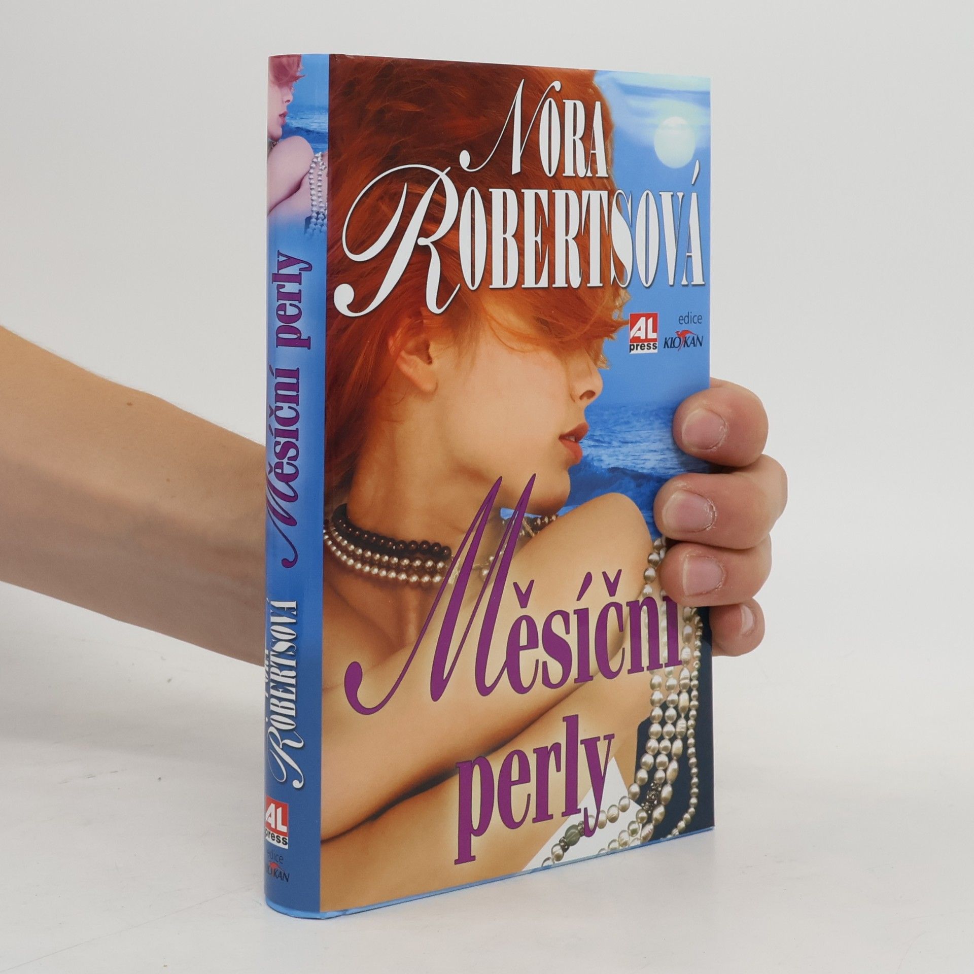 Nora Roberts Měsíční perly