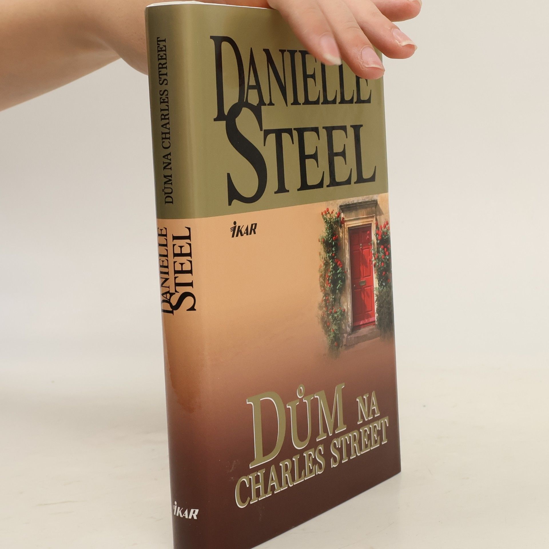 Danielle Steel Dům na Charles Street