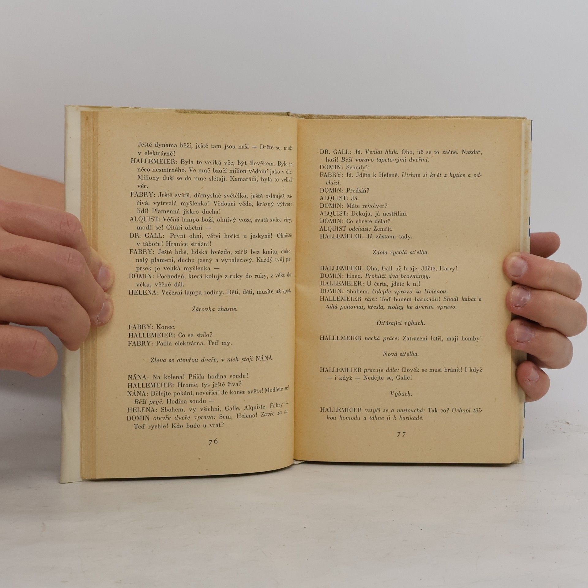 Karel Čapek R. U. R. Bílá nemoc. Matka