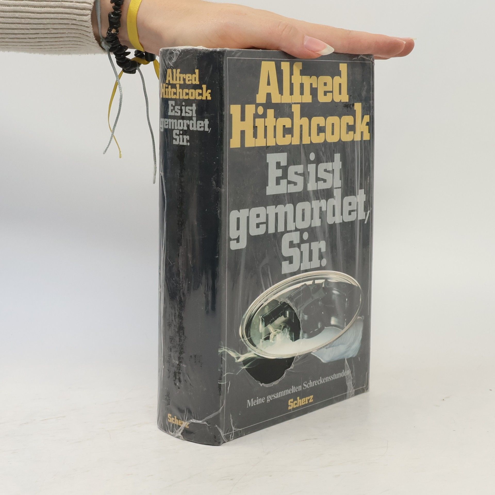 Alfred Hitchcock Esist gemordet, Sir.