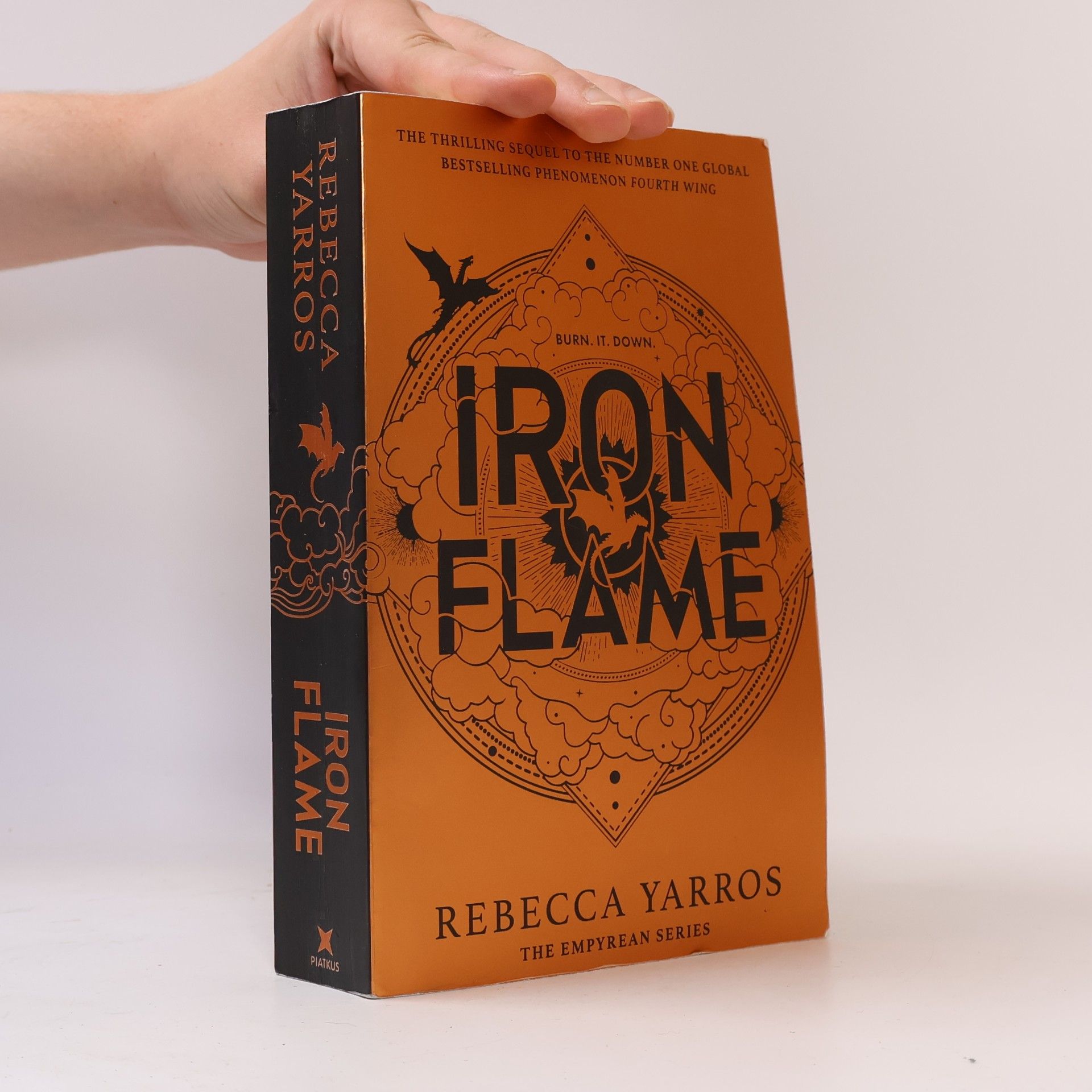 Rebecca Yarros Iron Flame