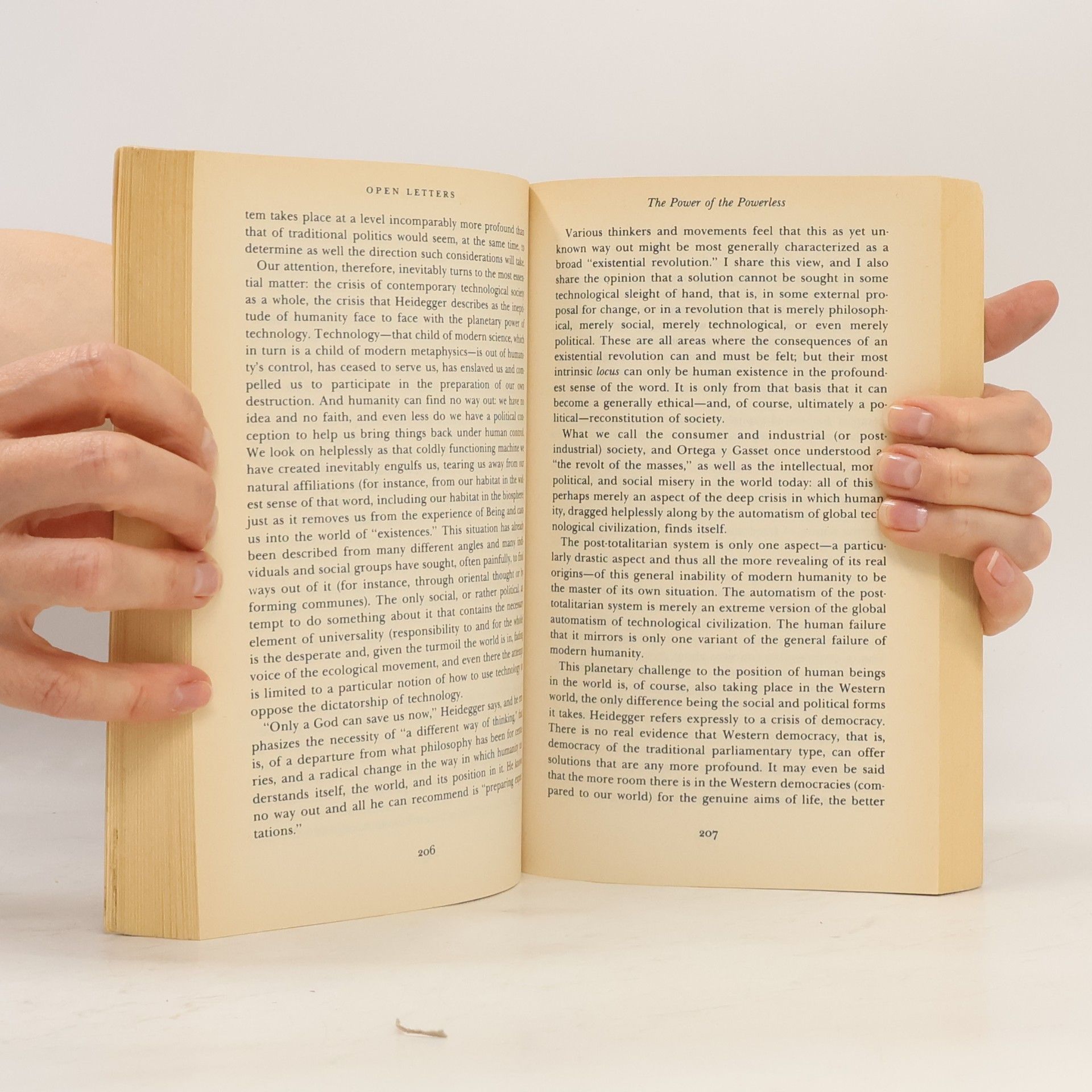 Václav Havel Open letters. Selected writings 1965-1990