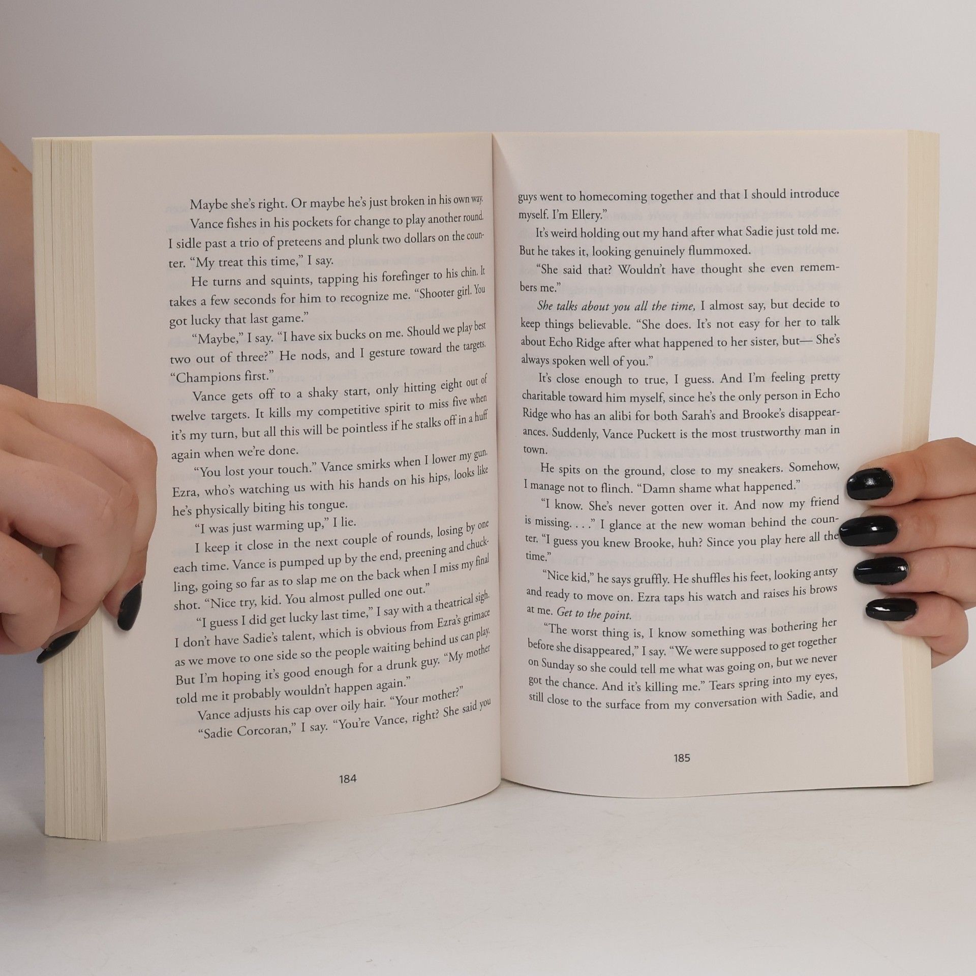 Karen M. McManus Two Can Keep a Secret