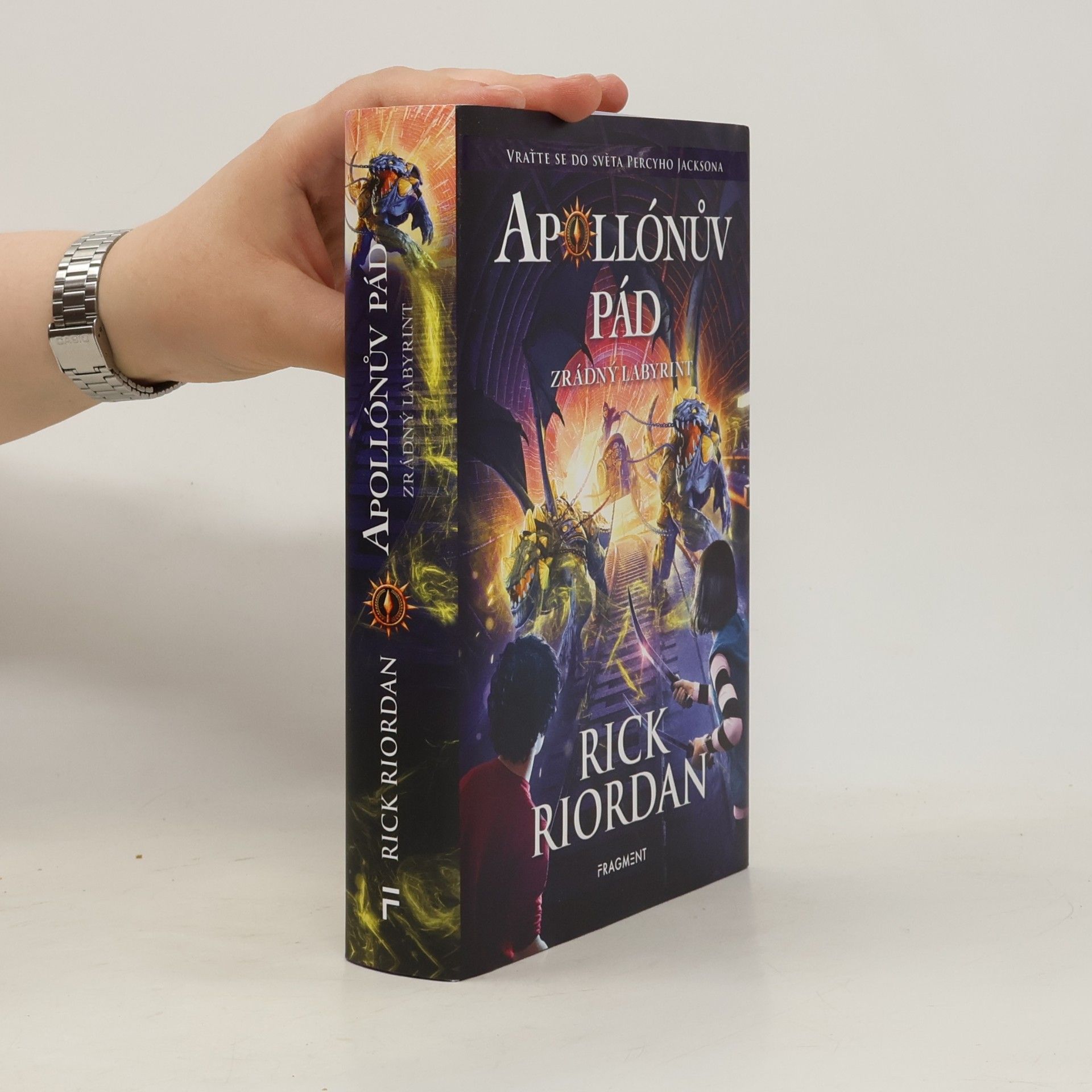 Rick Riordan Apollónův pád: Zrádný labyrint