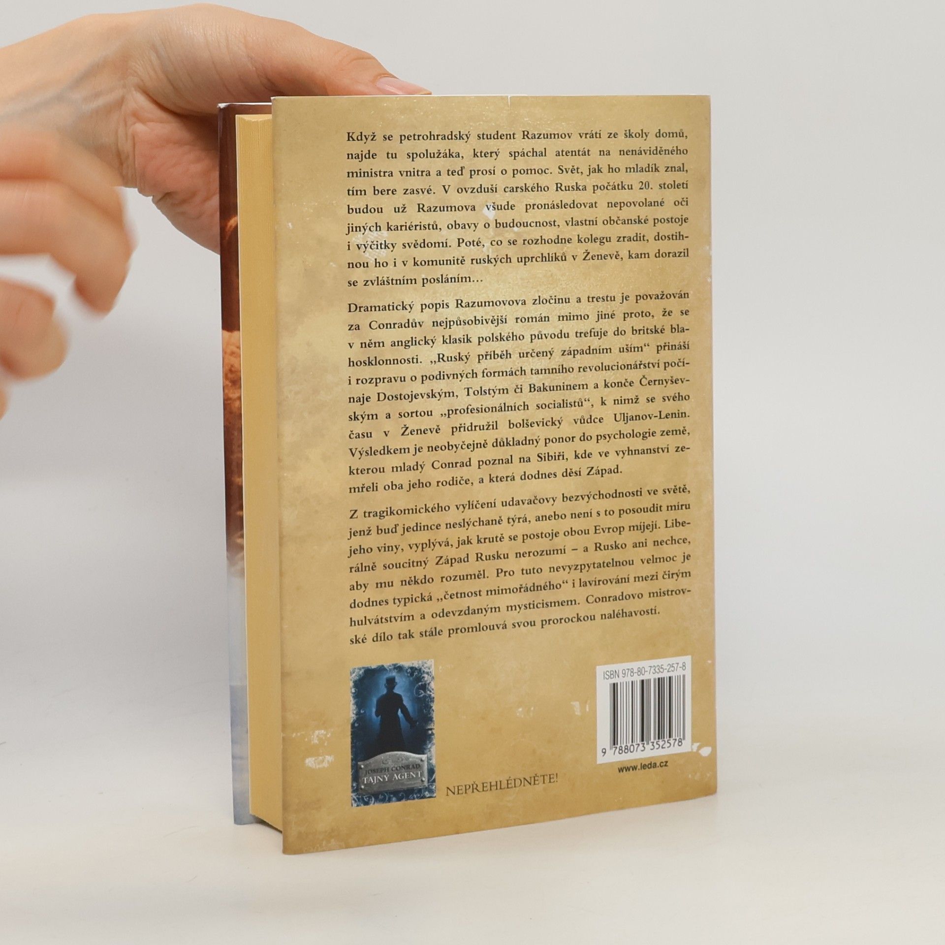 Joseph Conrad Před očima západu