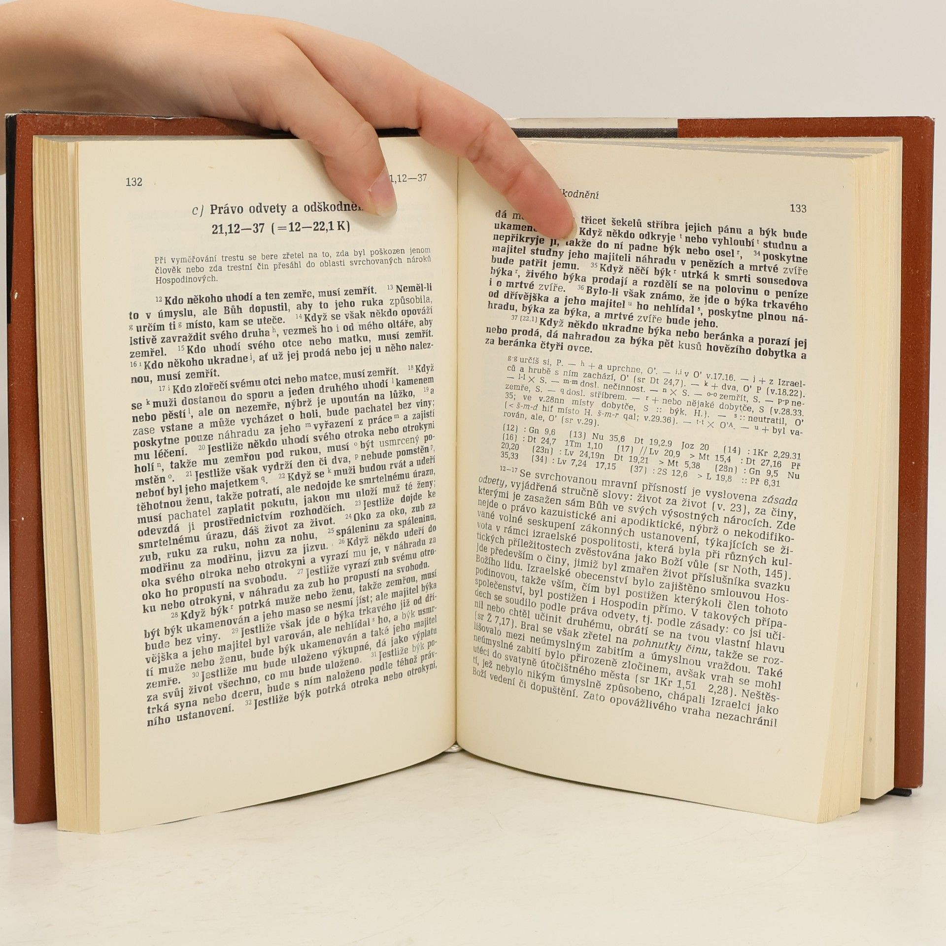 Collectif d'auteurs Starý Zákon. Překlad s výkladem 2. Exodus. Leviticus
