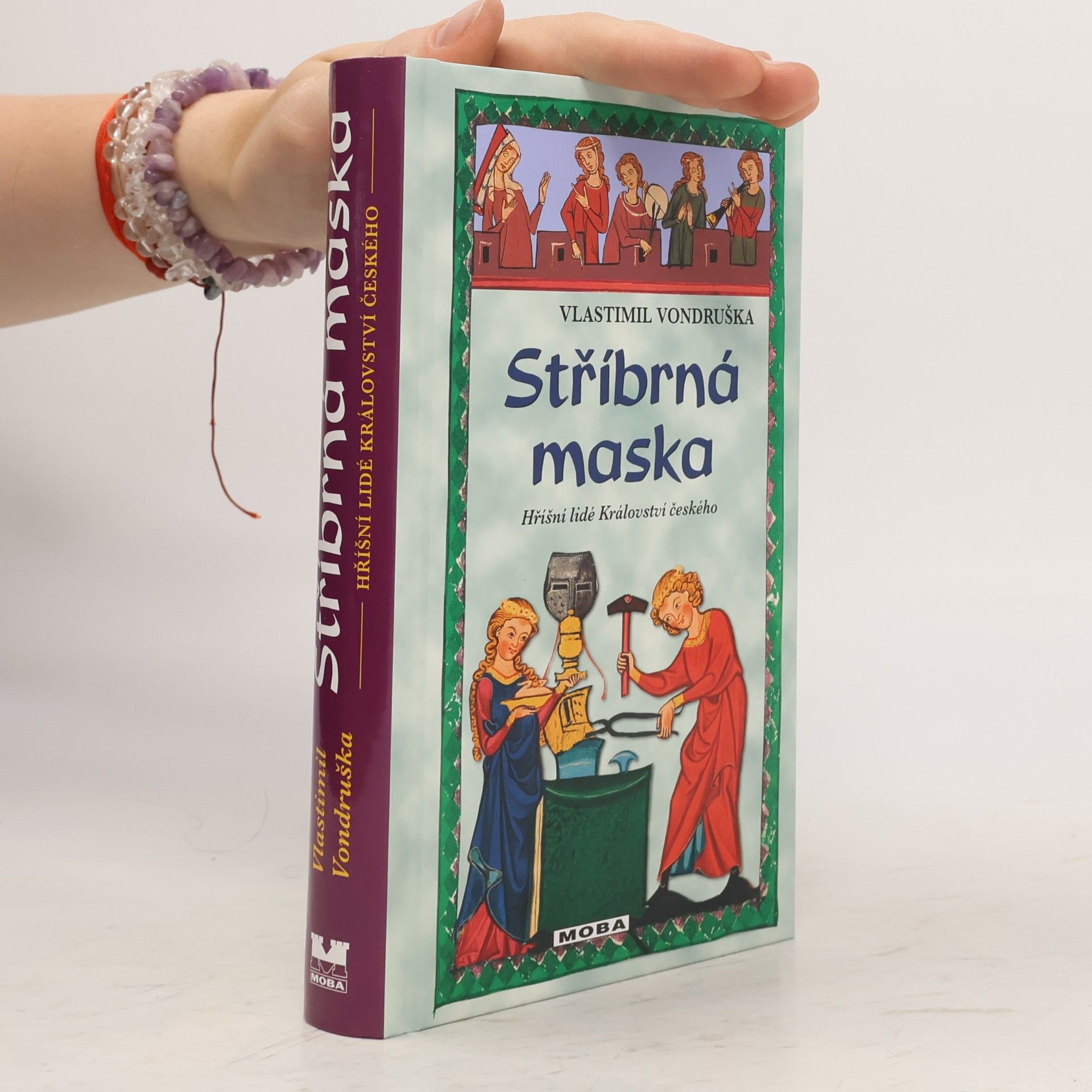 Stříbrná maska