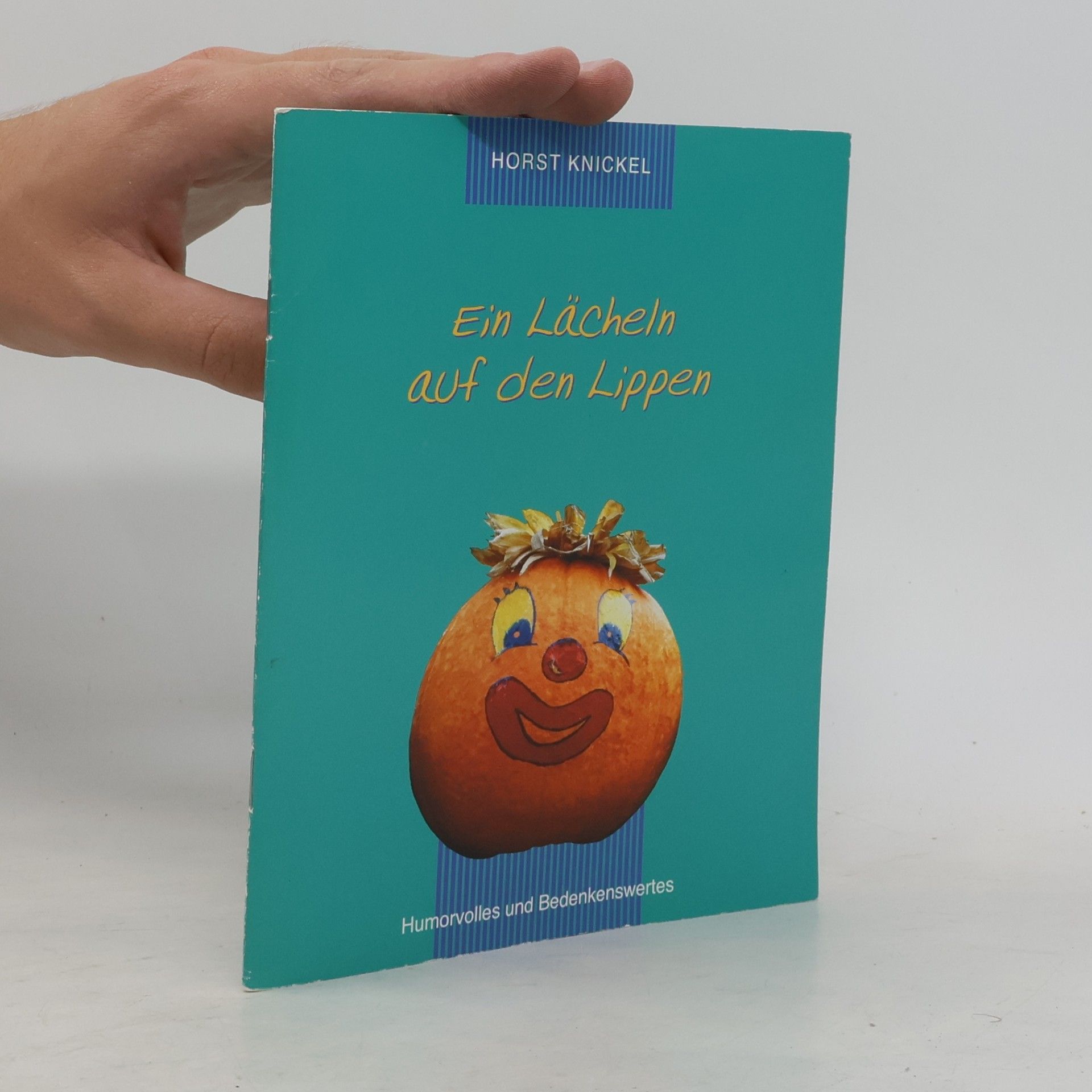 Ein Lächeln auf den Lippen