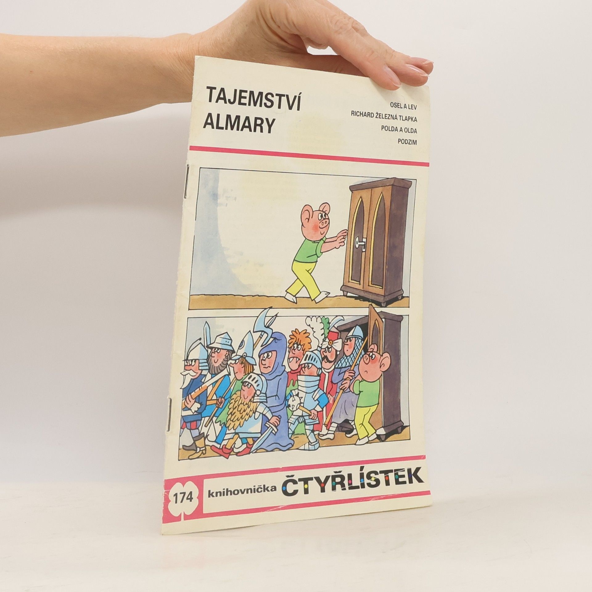 Čtyřlístek 174. Tajemství almary