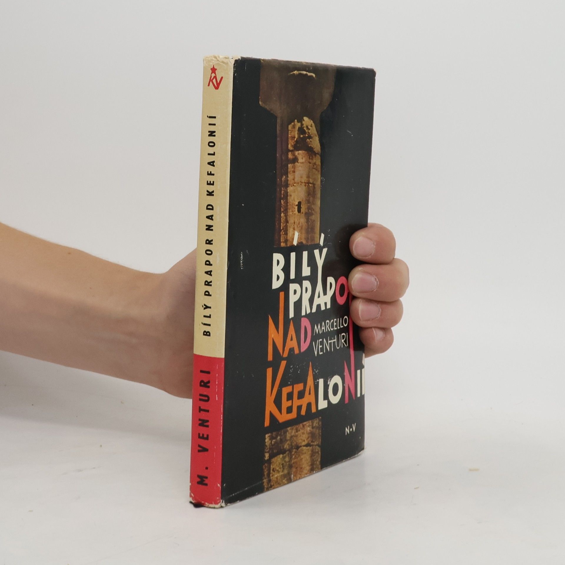 Marcello Venturi Bílý prapor nad Kefalonií