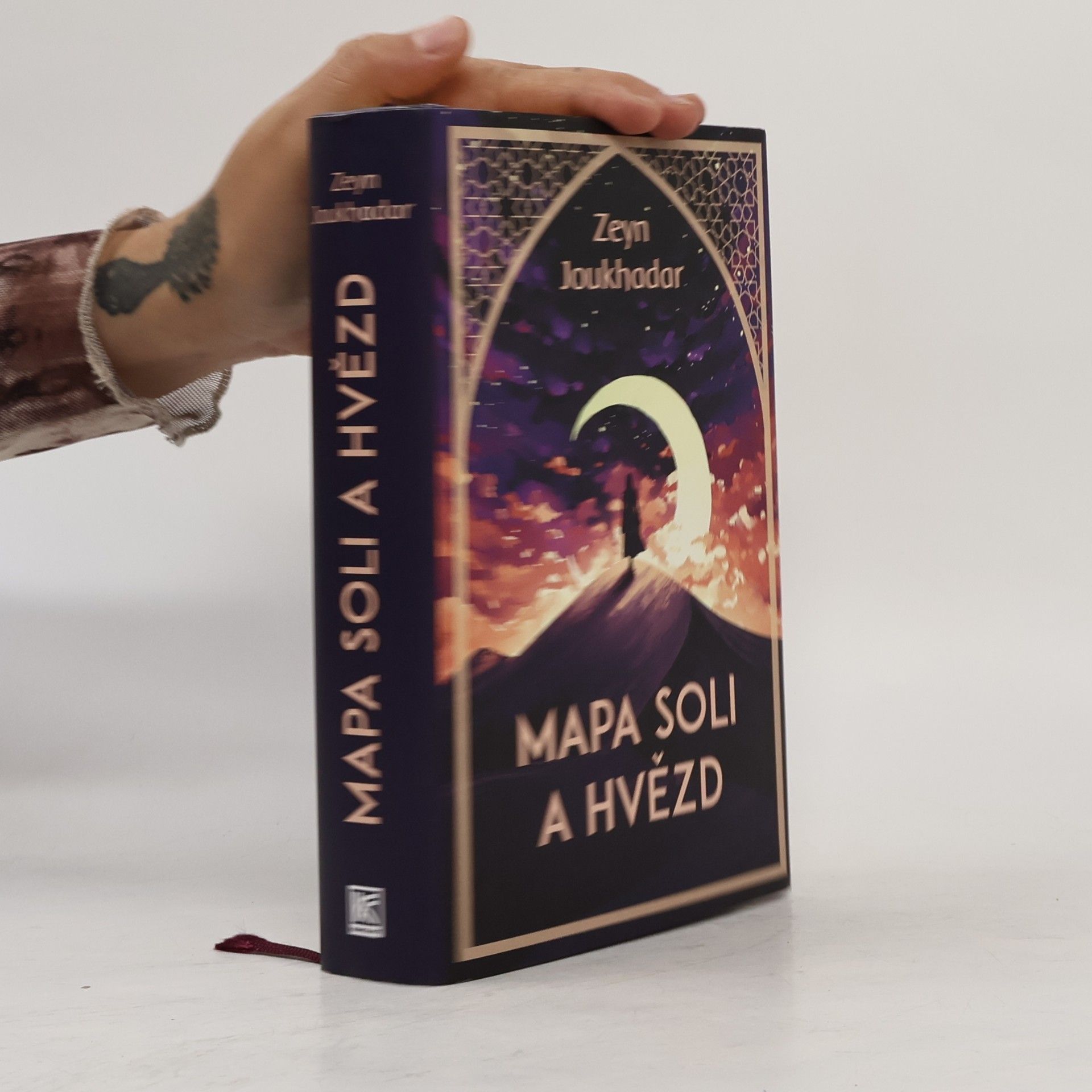 Zeyn Joukhadar Mapa soli a hvězd