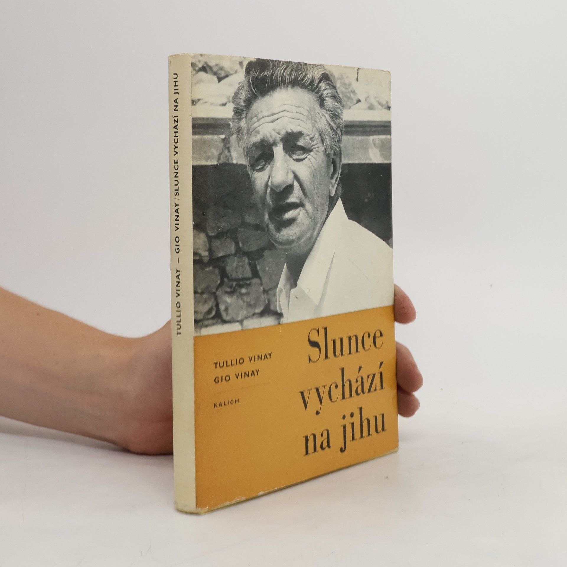 Gio Vinay Slunce vychází na jihu