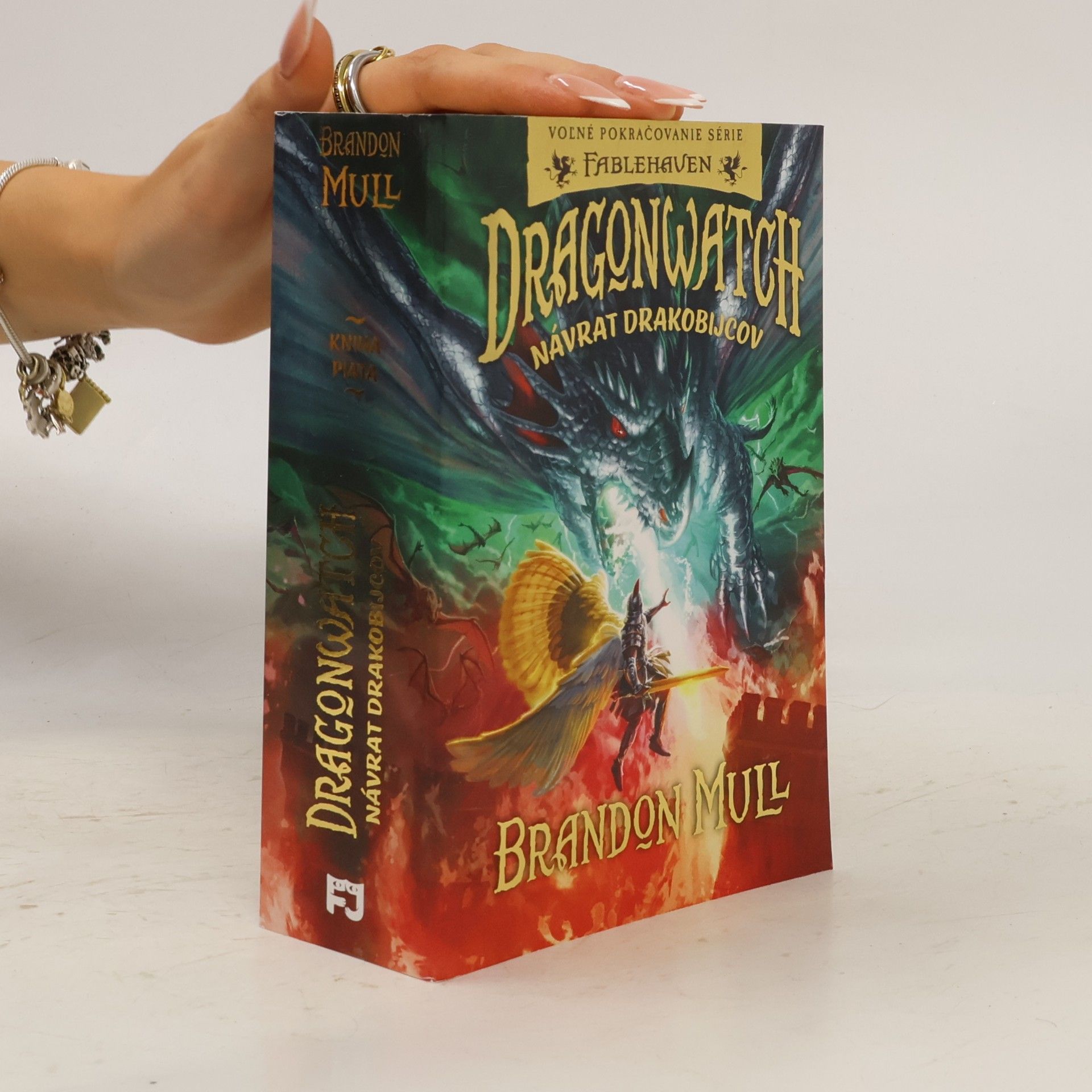 Brandon Mull Návrat drakobijcov