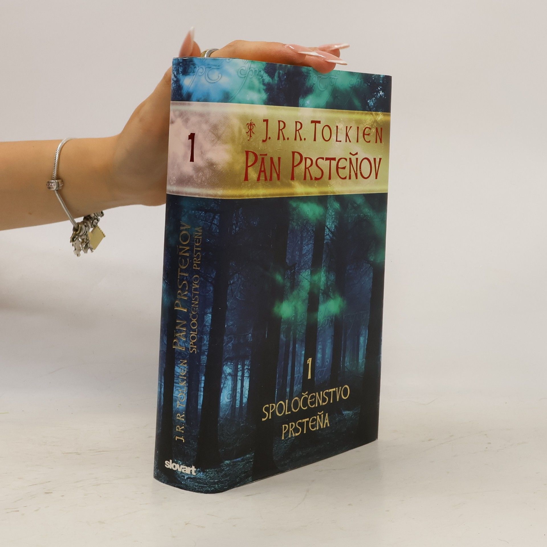 J. R. R. Tolkien Pán prsteňov 1. Spoločenstvo prsteňa