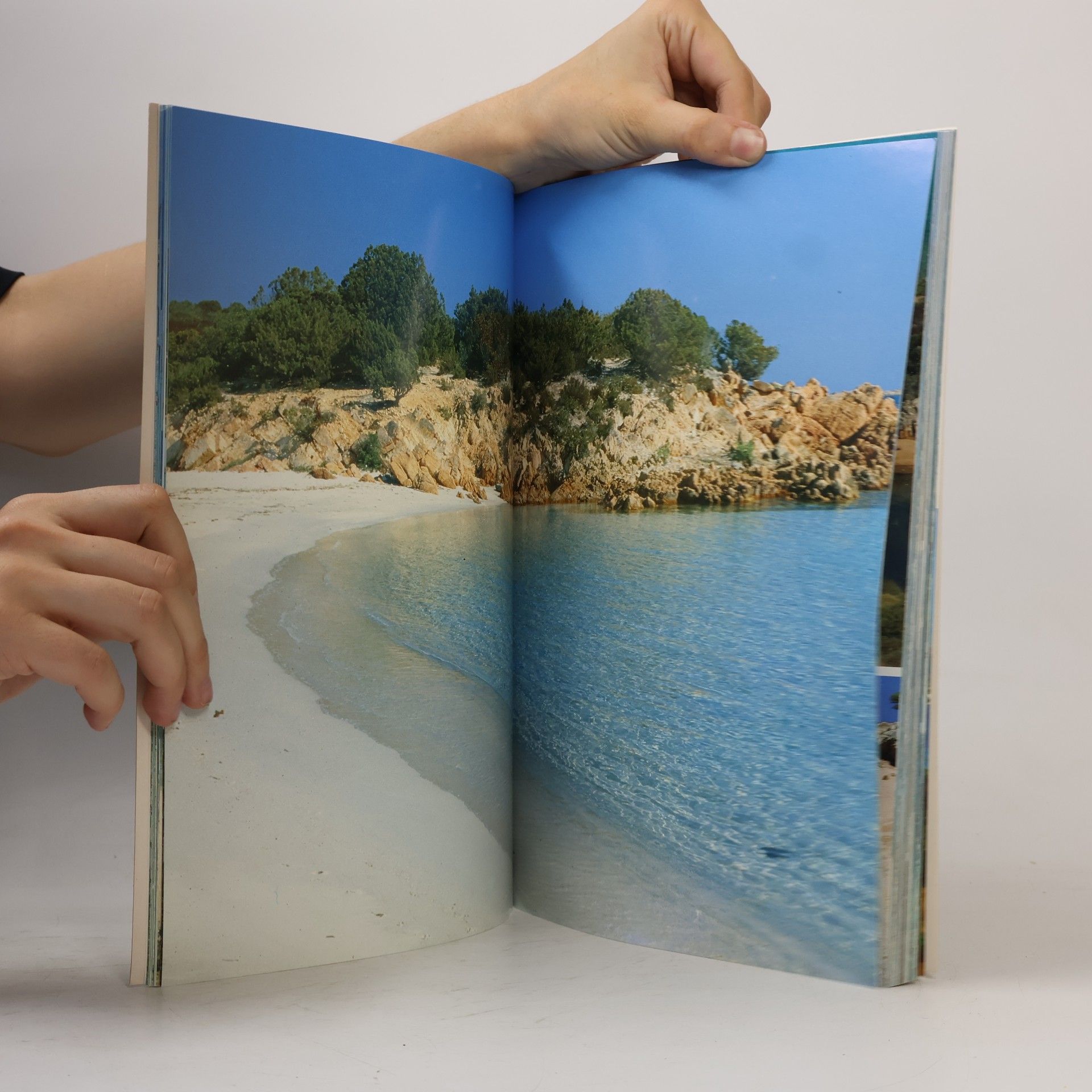 Various authors Sardinia. The Thousand And One Colours Of The Sea