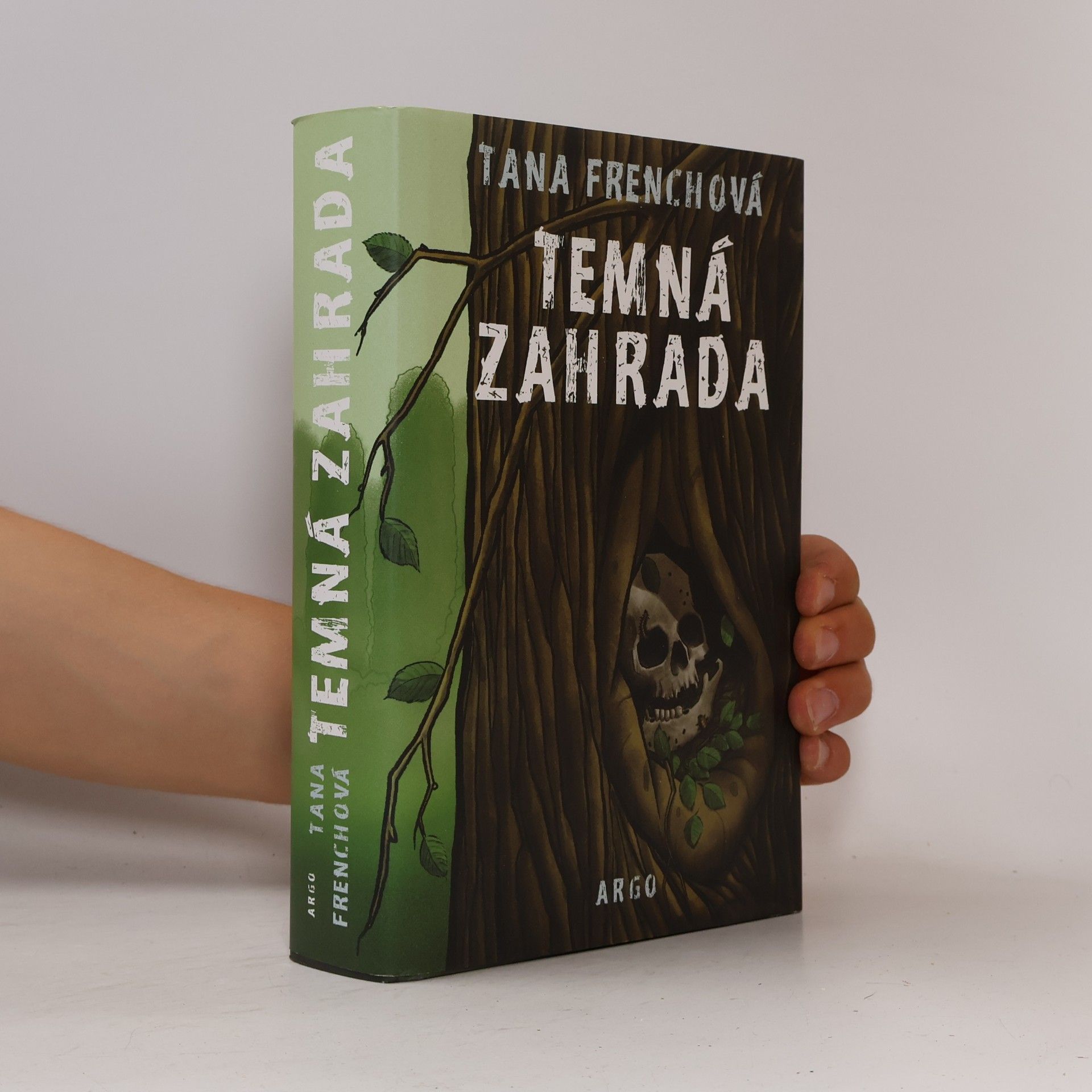 Tana French Temná zahrada