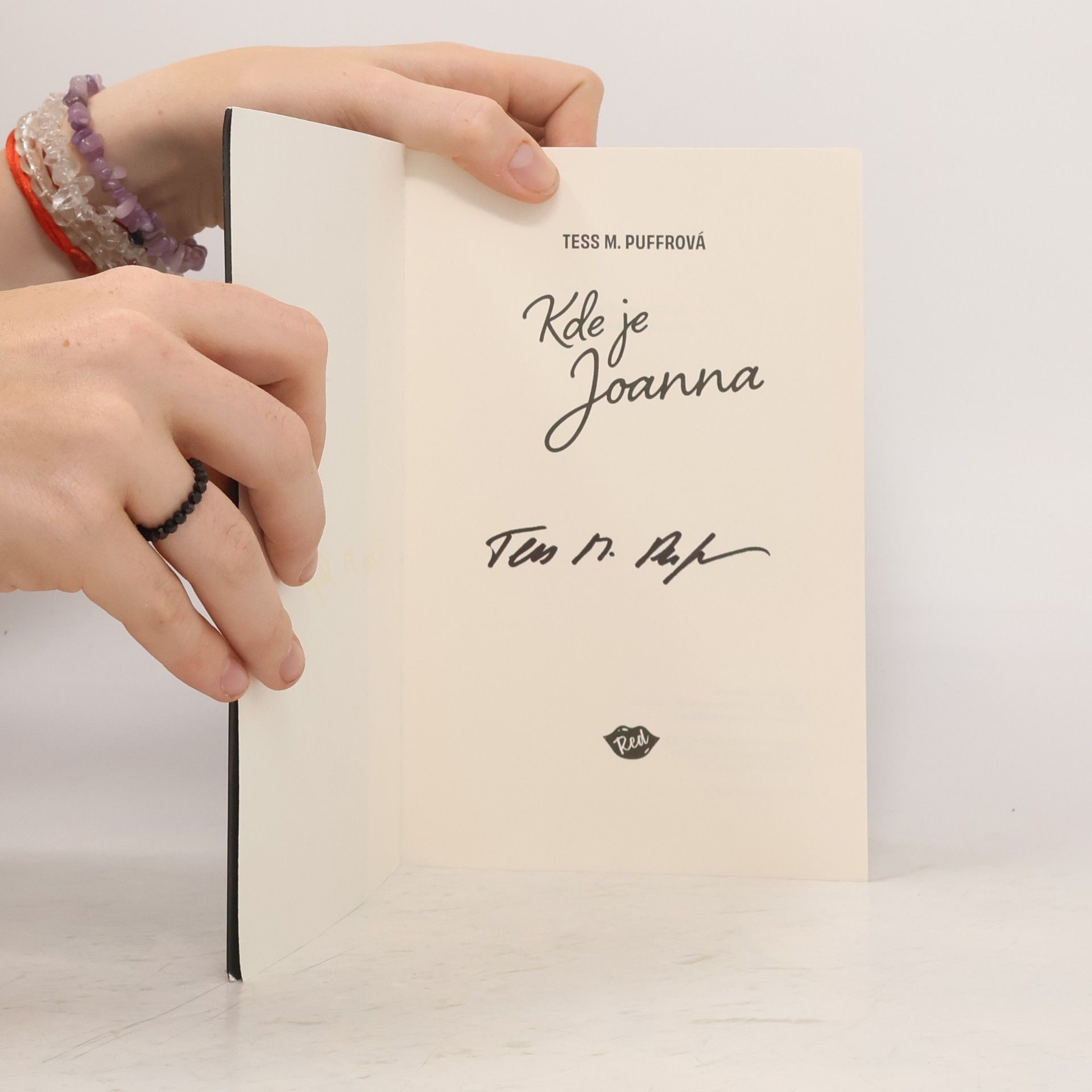 Tess M. Puffrová Kde je Joanna