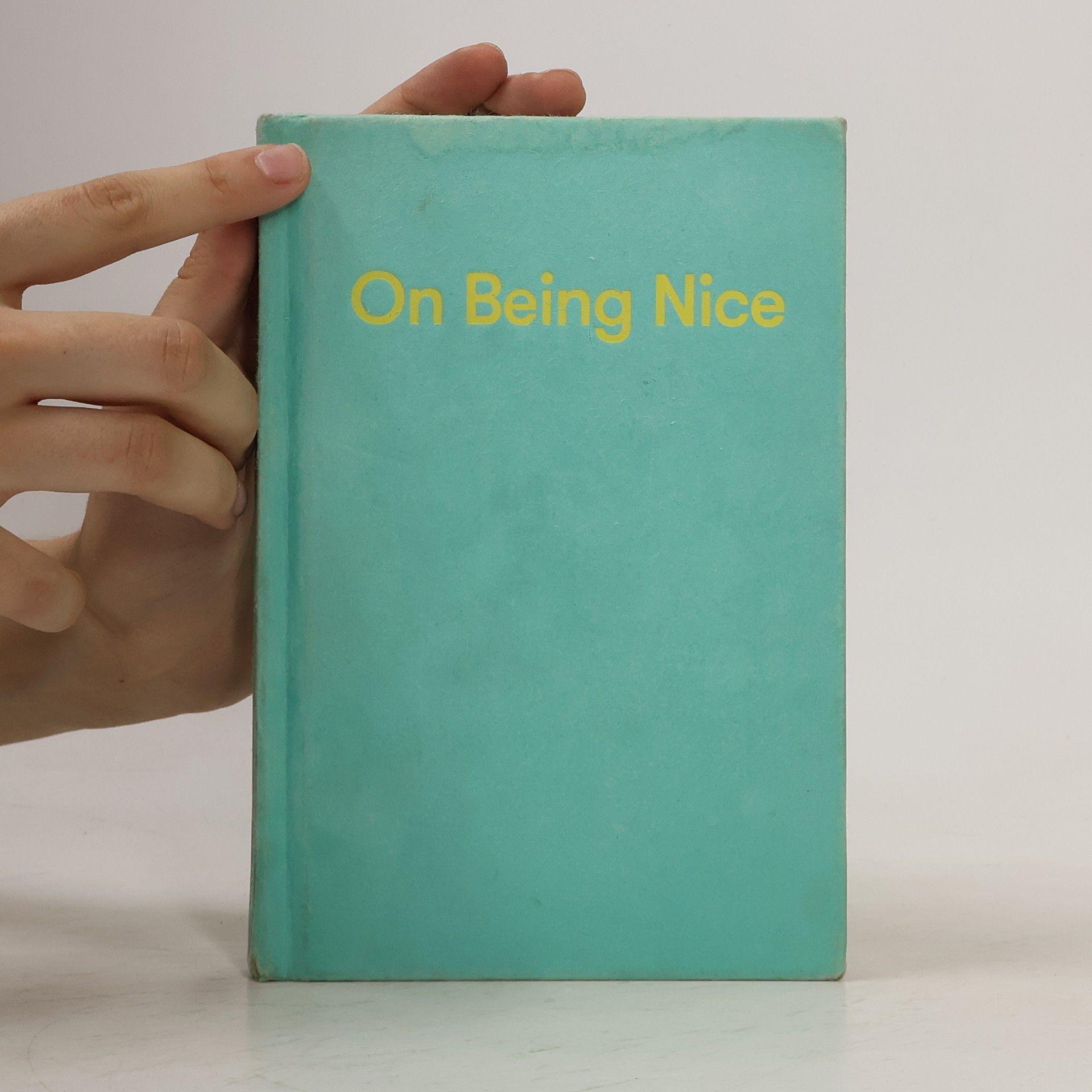 Autores varios On Being Nice